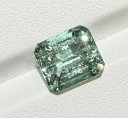 Luxury Promise 4.94ct Green Heliodor (green beryl)  DXBCS4140
