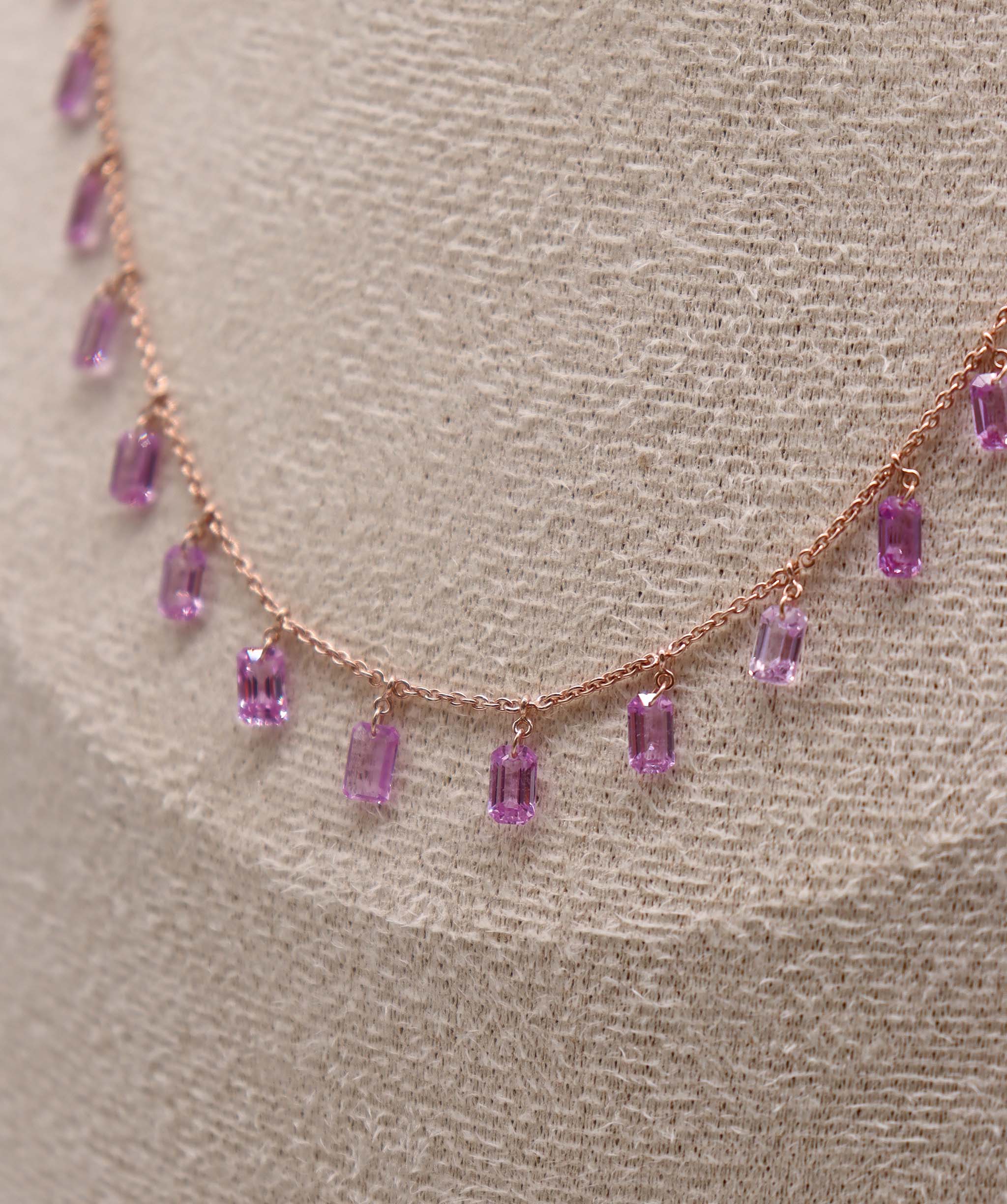 Luxury Promise 5.49ct PINK SAPPHIRE EMERALD FOS (H)