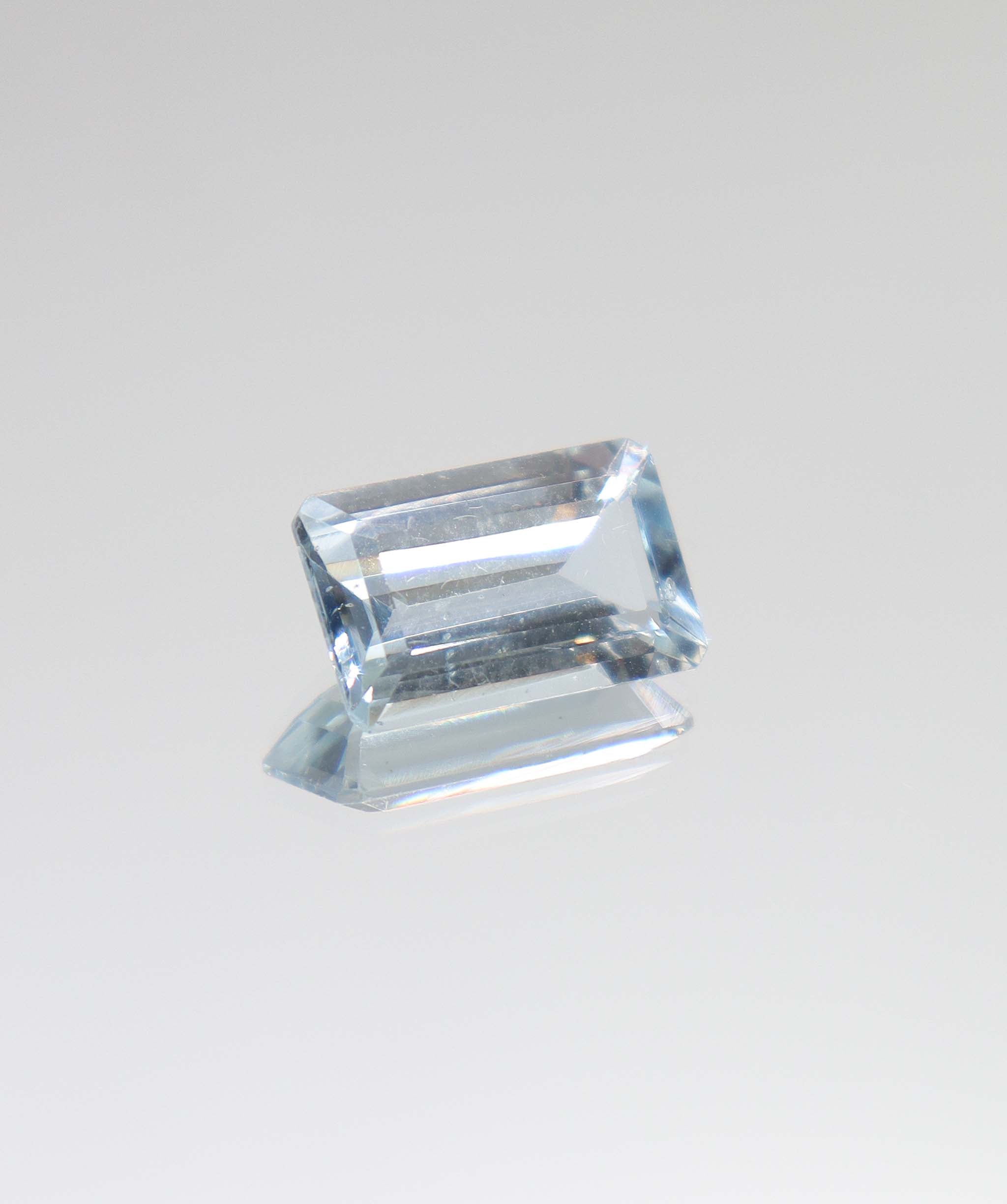 Luxury Promise 5.51ct aquamarine DXBCS0002
