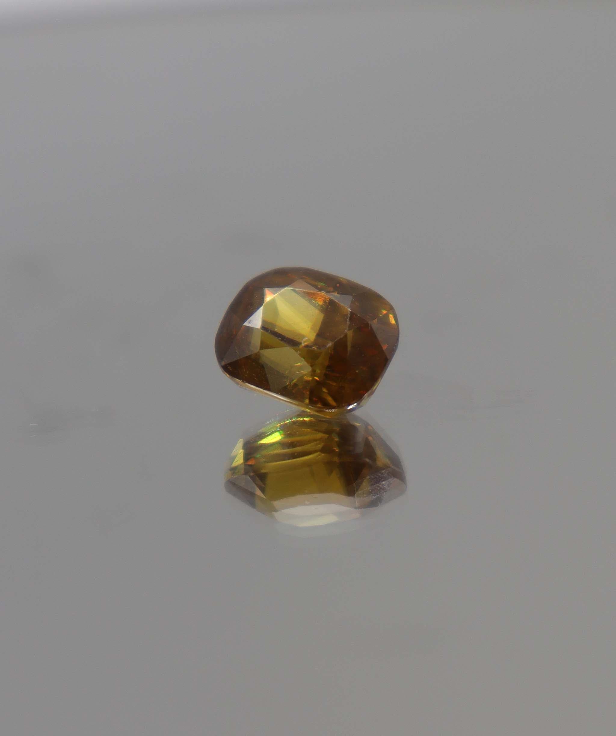 Luxury Promise 5.80ct Sphene * DXBCS0886