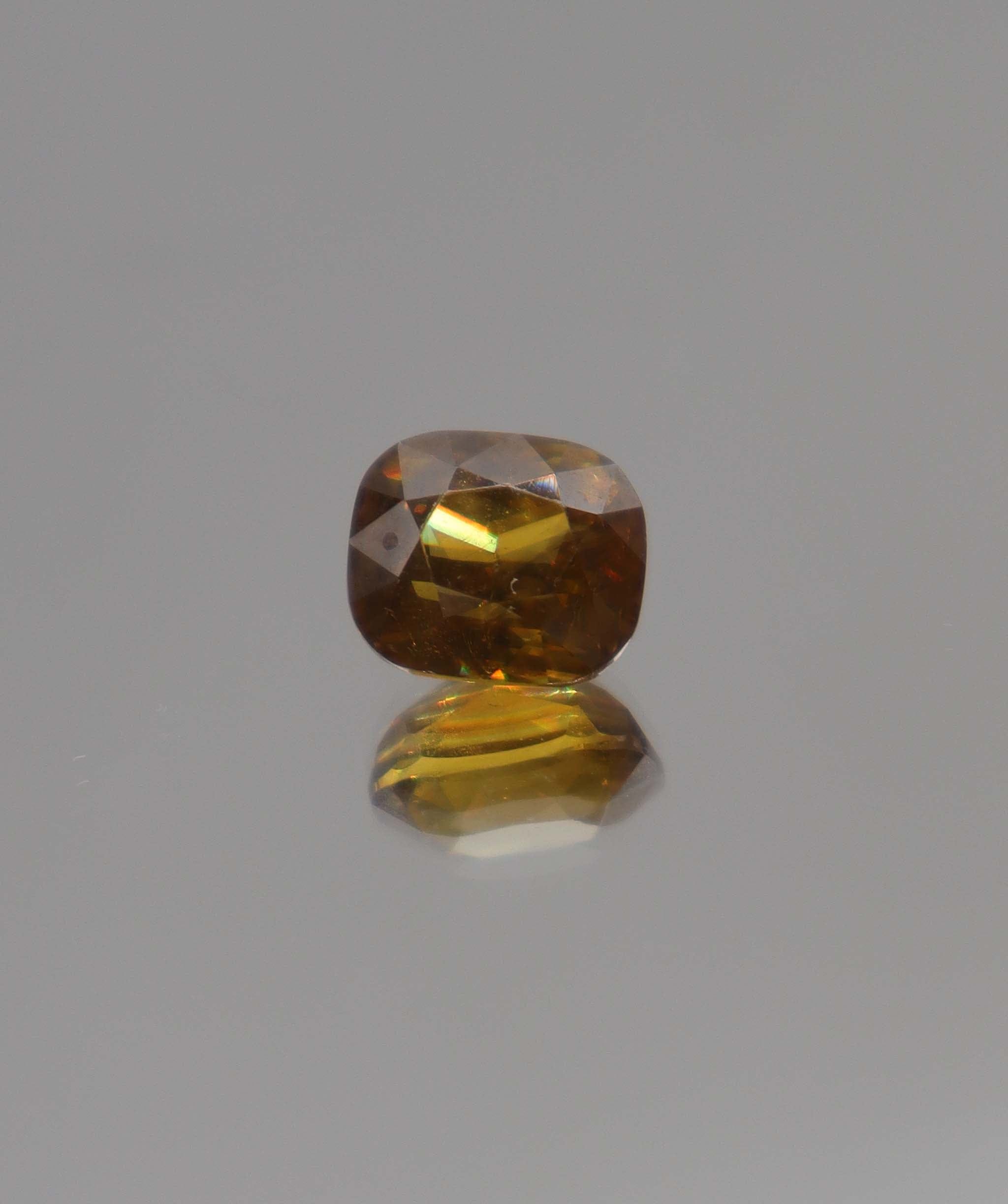 Luxury Promise 5.80ct Sphene * DXBCS0886