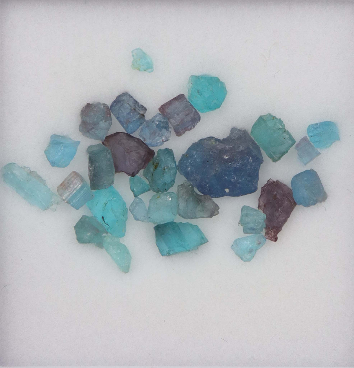 Luxury Promise 5ct Paraiba Rough stone DXBS6763