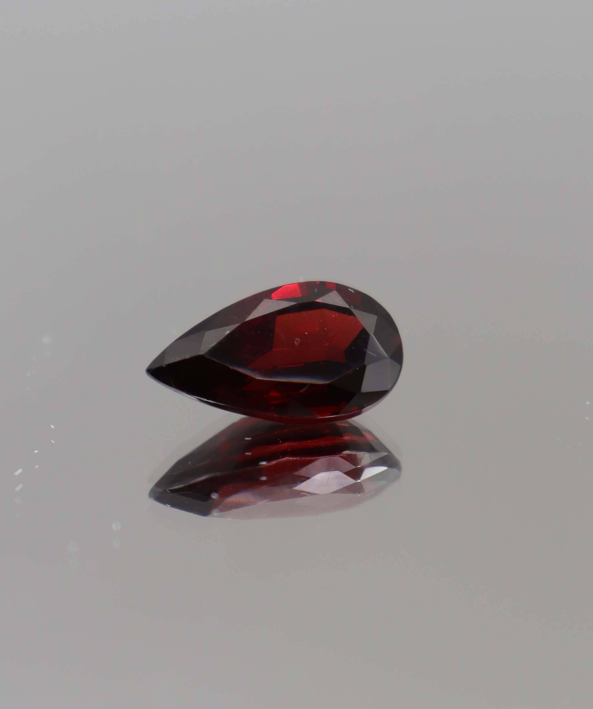 Luxury Promise 6.05ct Red Garnet Pear DXBCS2857