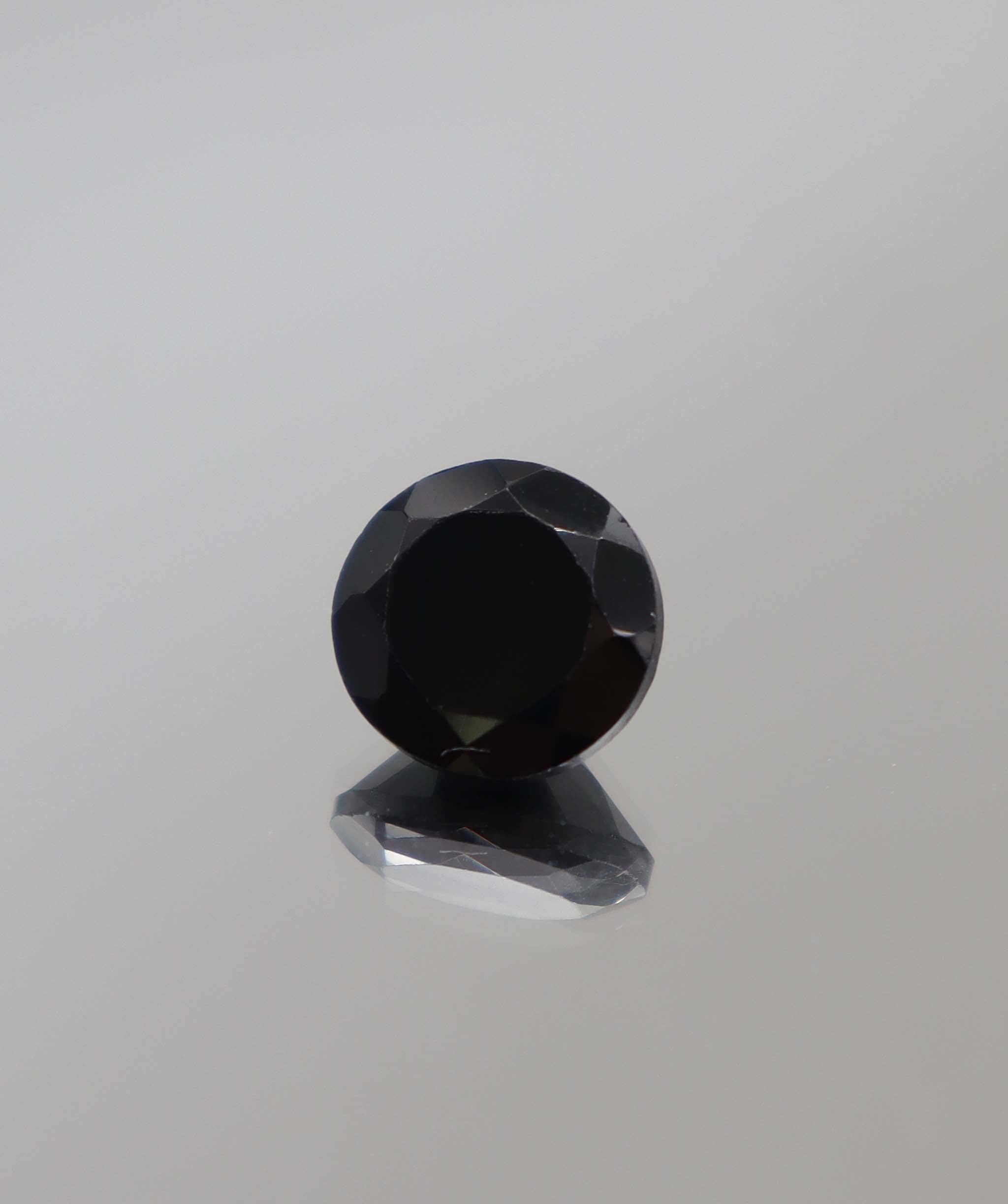 Luxury Promise 6.67ct Black Spinel Round DXBCS2372