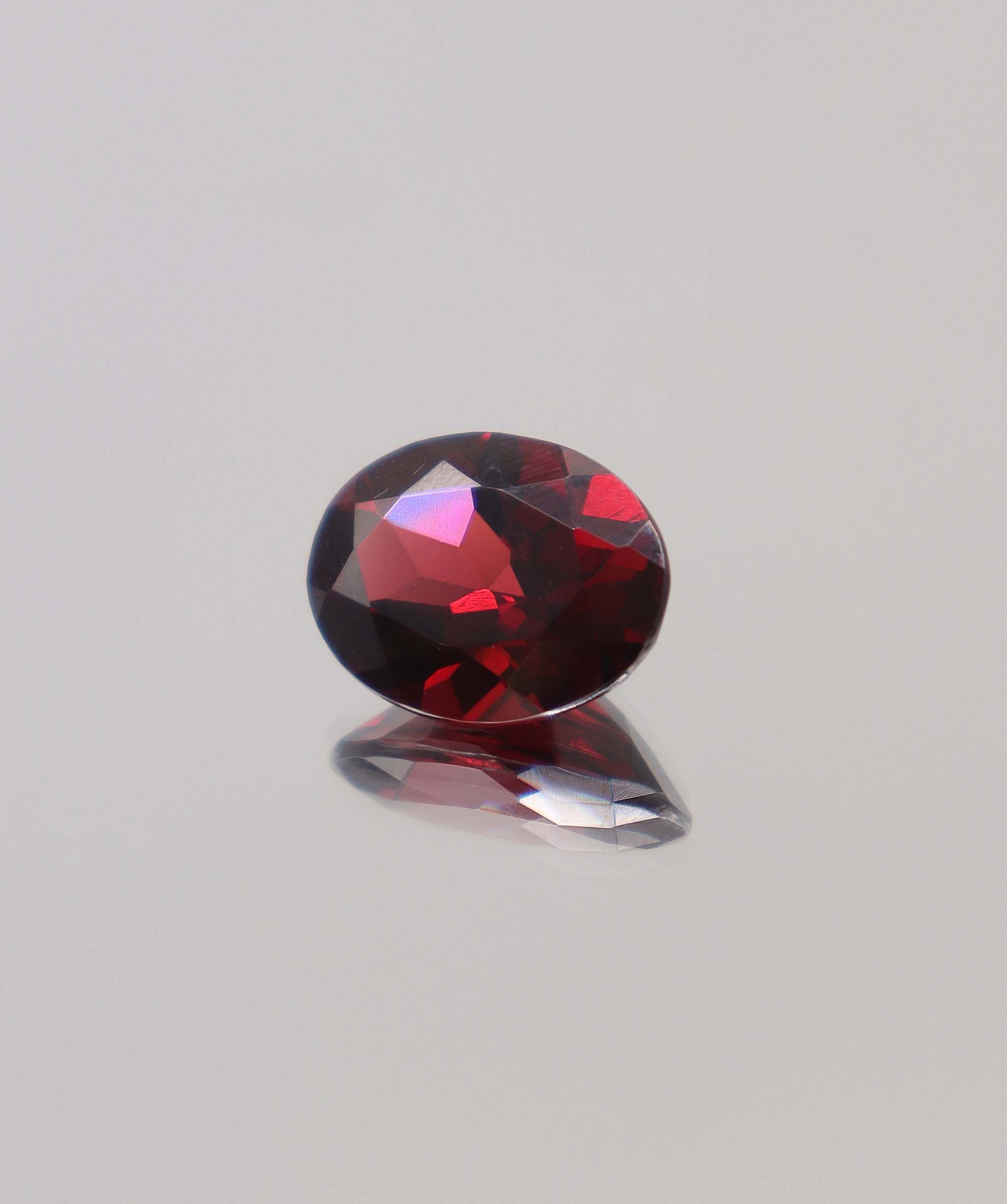 Luxury Promise 7.52ct Almandine Oval DXBCS0397