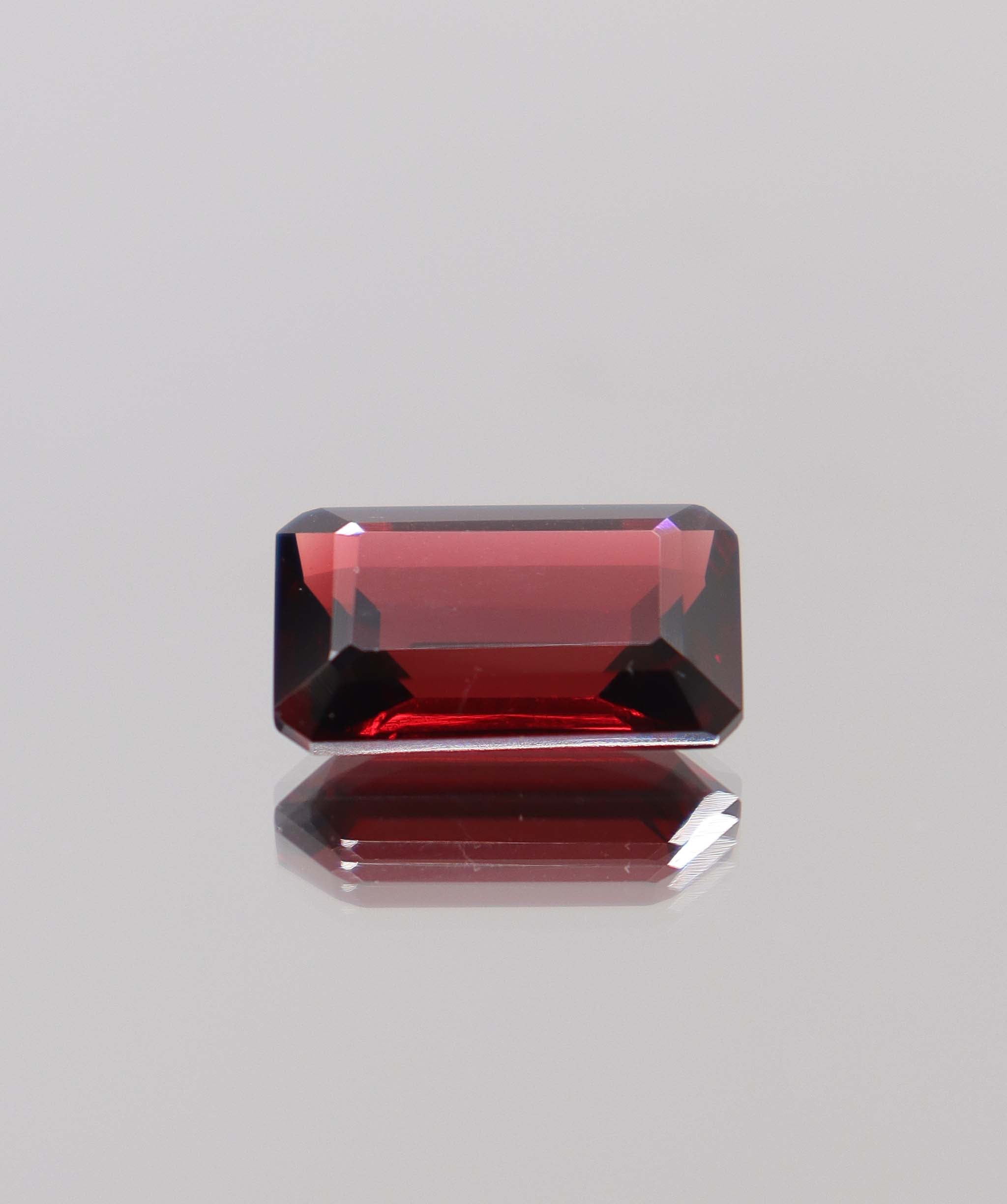 Luxury Promise 9.25ct Almandine Emerald cut DXBCS0405