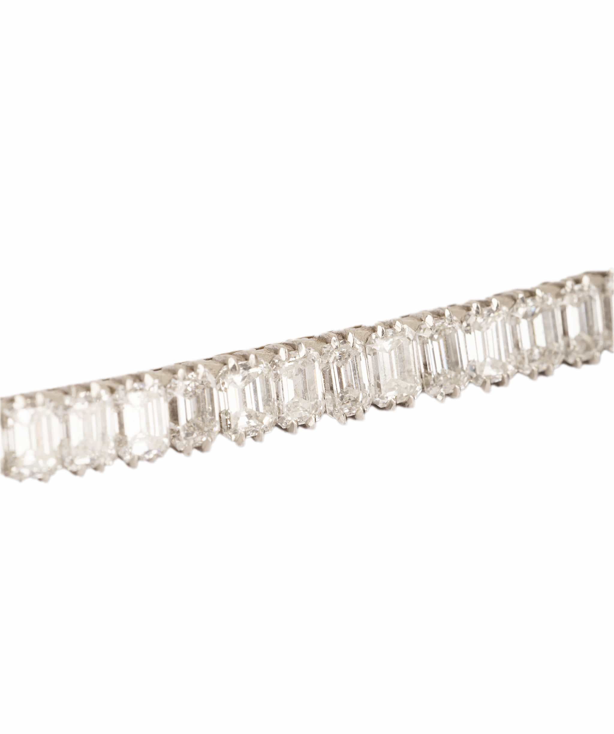 Luxury Promise Art Deco Colombian Emerald and Diamond Bracelet WA24723