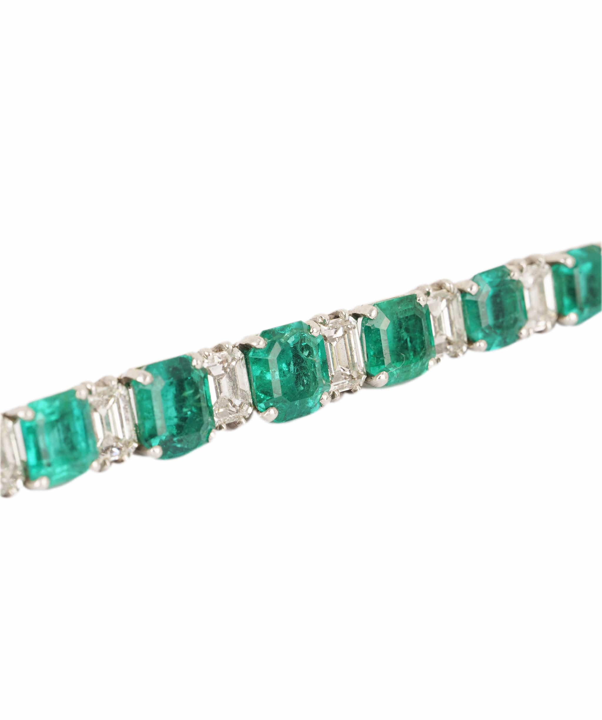 Luxury Promise Art Deco Colombian Emerald and Diamond Bracelet WA24723