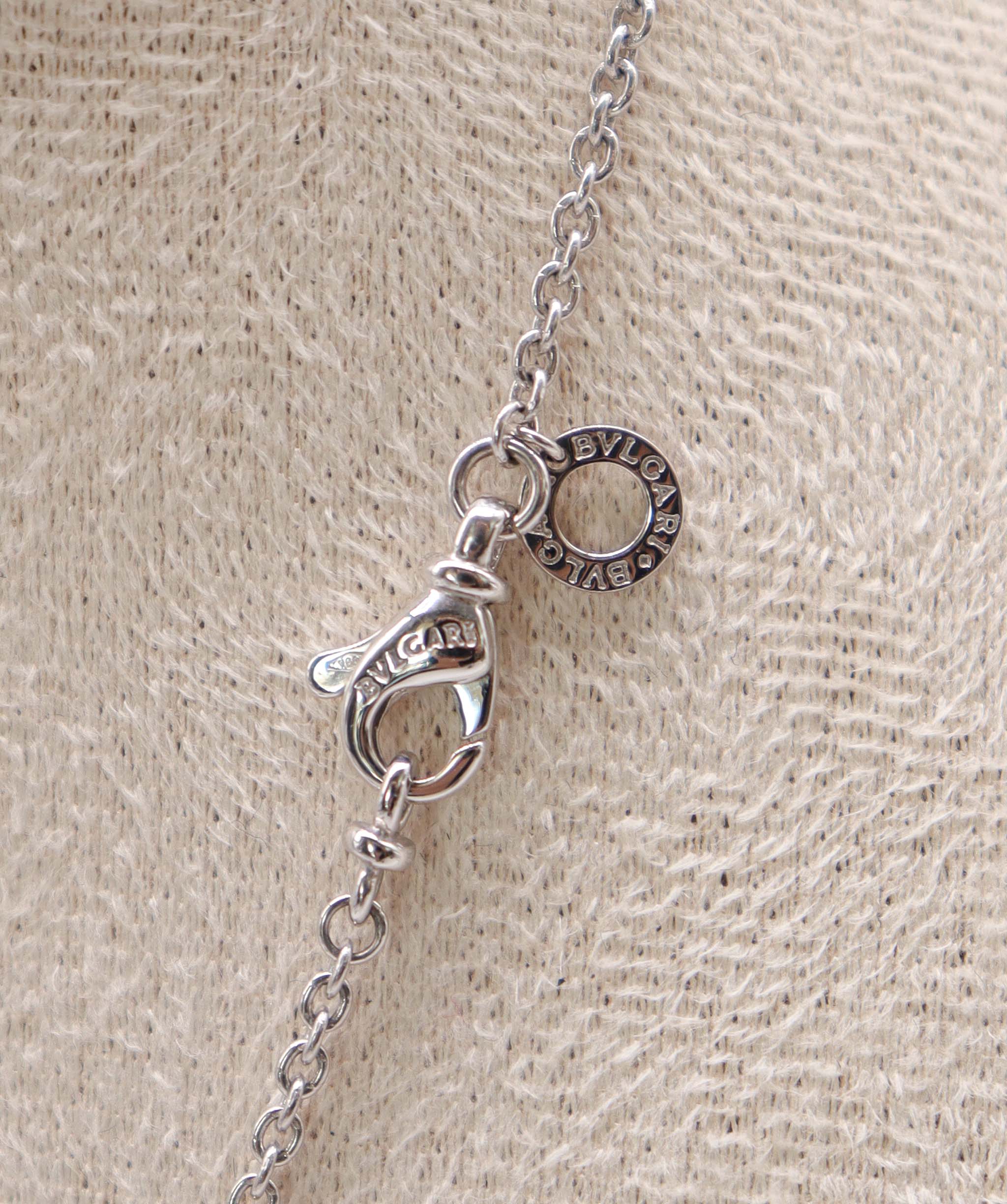 Luxury Promise Bvlgari multistone pendant on chain DXBS4579