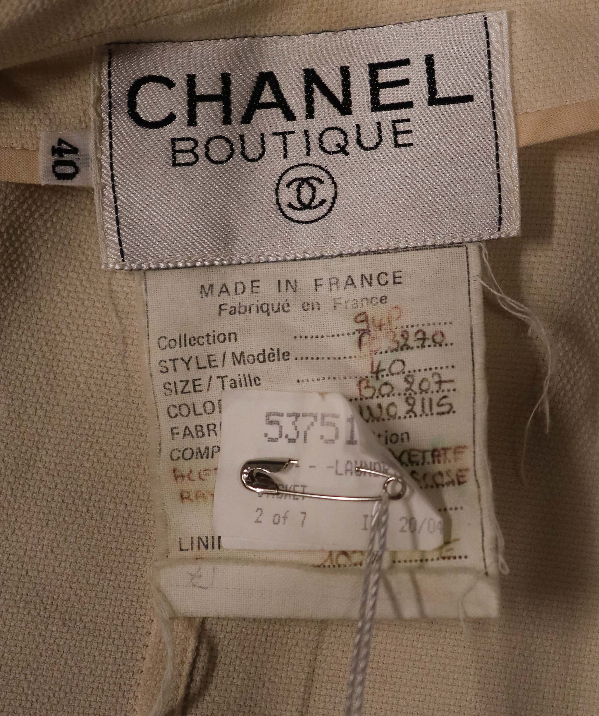 Luxury Promise Chanel Vintage Light Beige Jacket   DXBCS0724