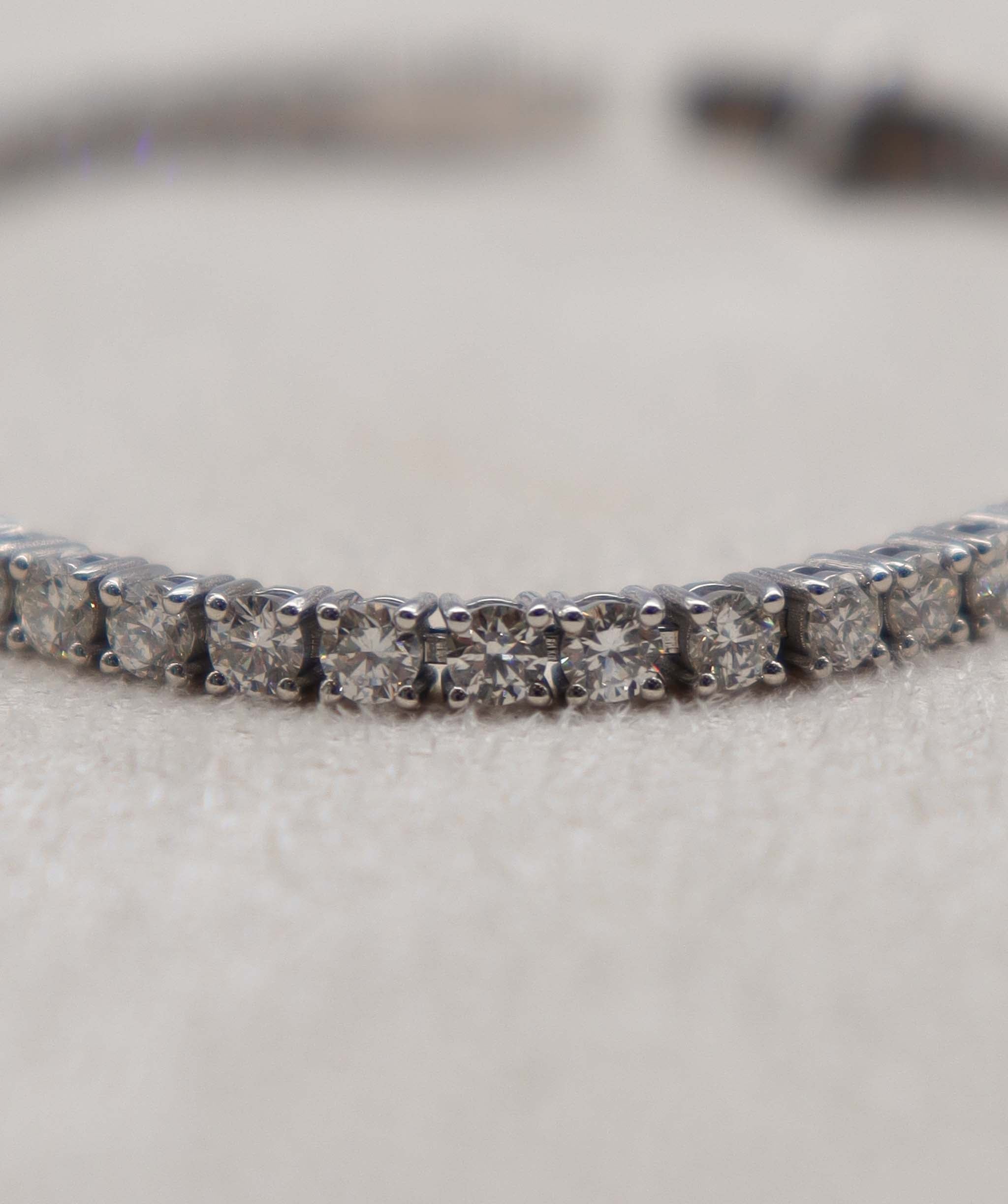 Luxury Promise Classic Tennis Bracelet Diamonds 18k Gold ASC6884