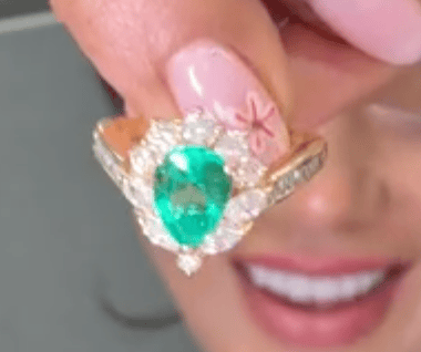 Luxury Promise Colombia MINOR VVG Emerald Diamond Ring in K18 / E1.097ct / D1.02ct / 6US 7466 JJC1025
