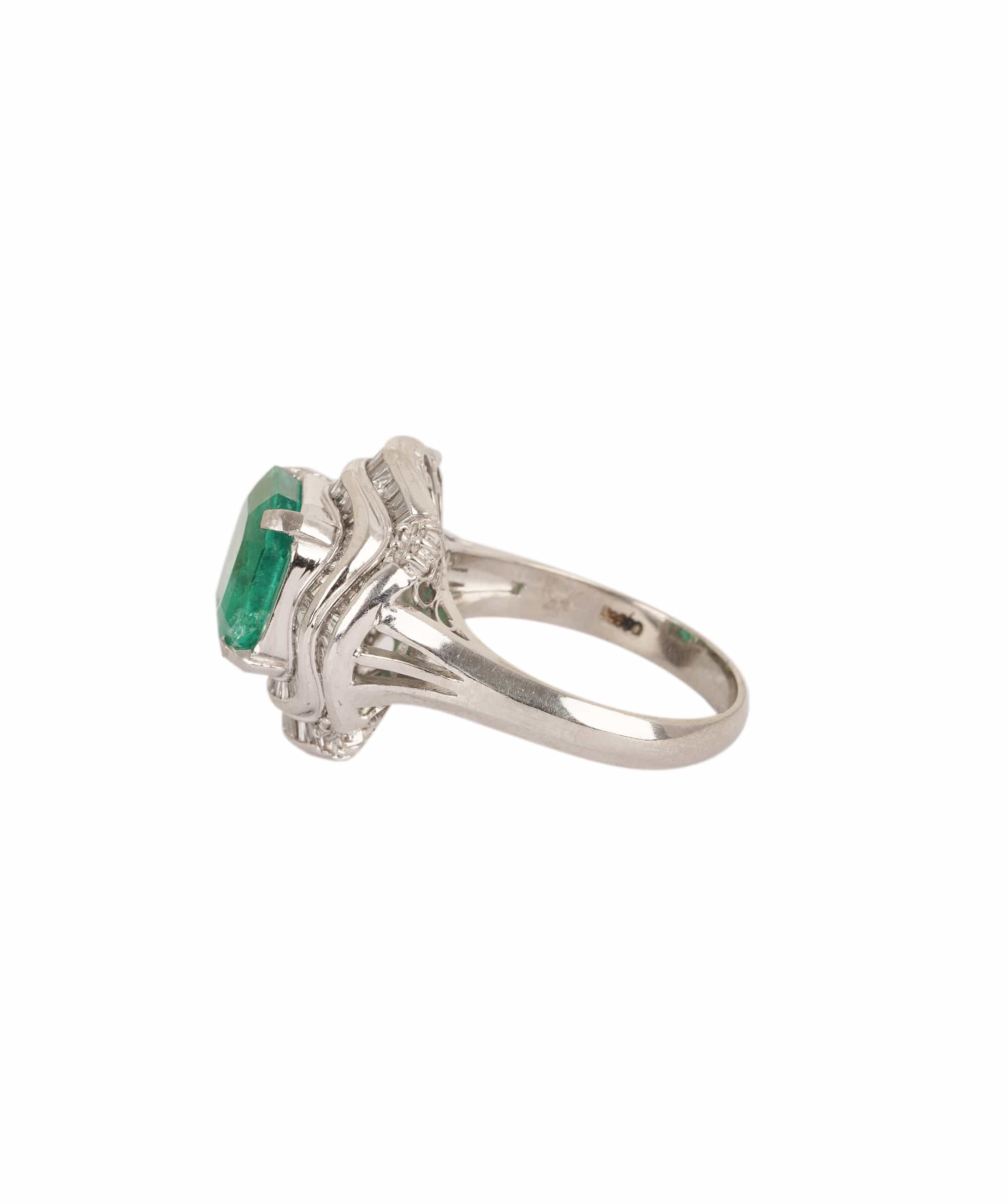 Luxury Promise Colombian Emerald & Diamond Cluster Ring WA25022