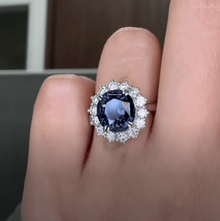 Luxury Promise Color Change Spinel NH in PT900 / Spinel 5.612ct, D0.97ct CX3565 JJC0315