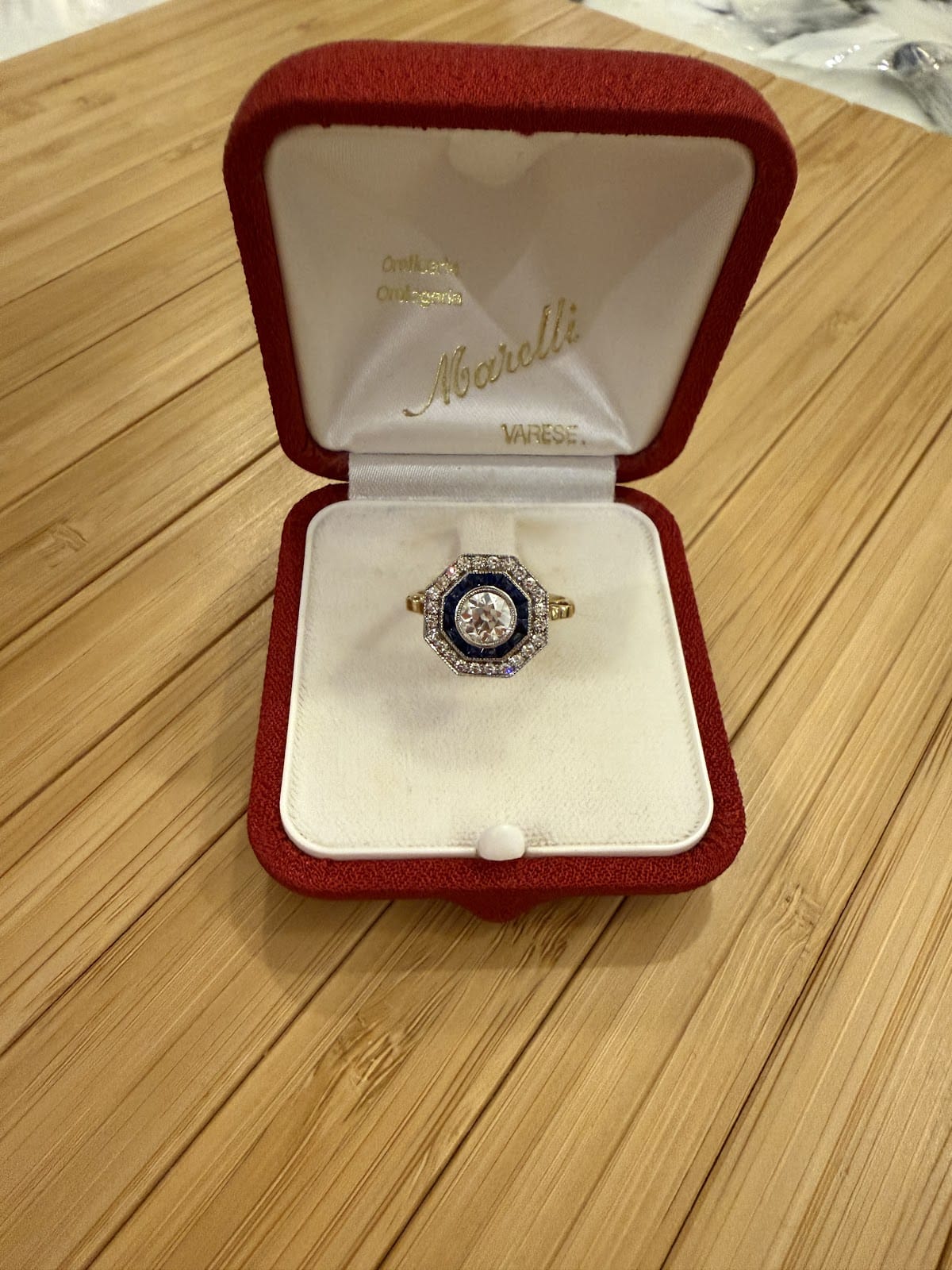 LUXURY PROMISE Diamond and Sapphire Tagert Ring AKC0697