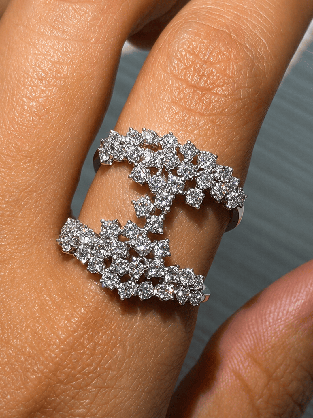 Luxury Promise Diamond Ring in 750 / D1.83 34 JJC0905