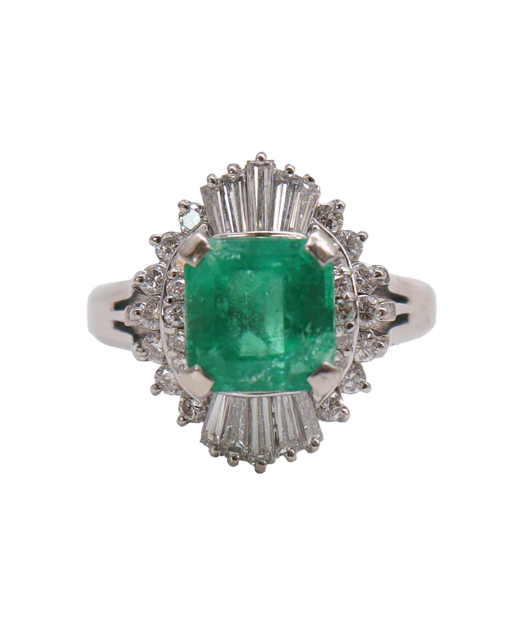 Luxury Promise EU 53/2.58, 0.93 MARKED Emerald/diamond halo burst ring DXBS4558