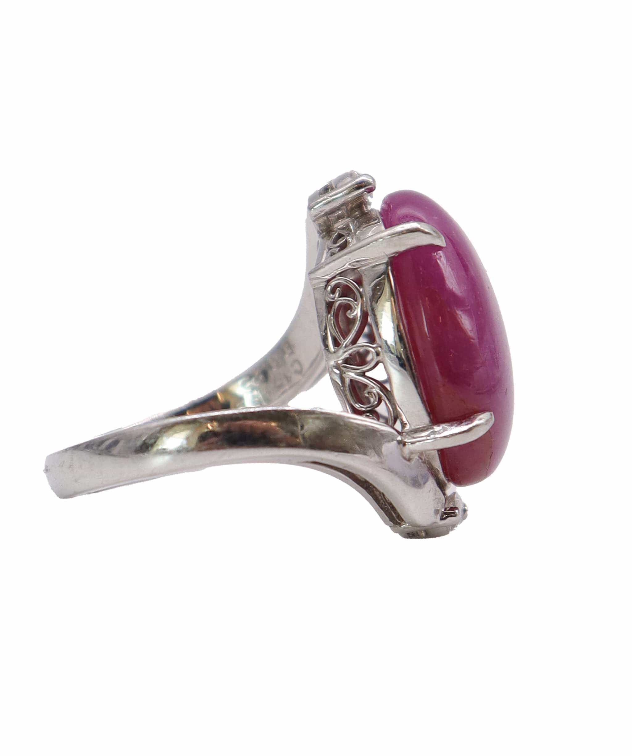Luxury Promise EU 55.5 Ruby cabochon ring DXBS4575 EU 55.5