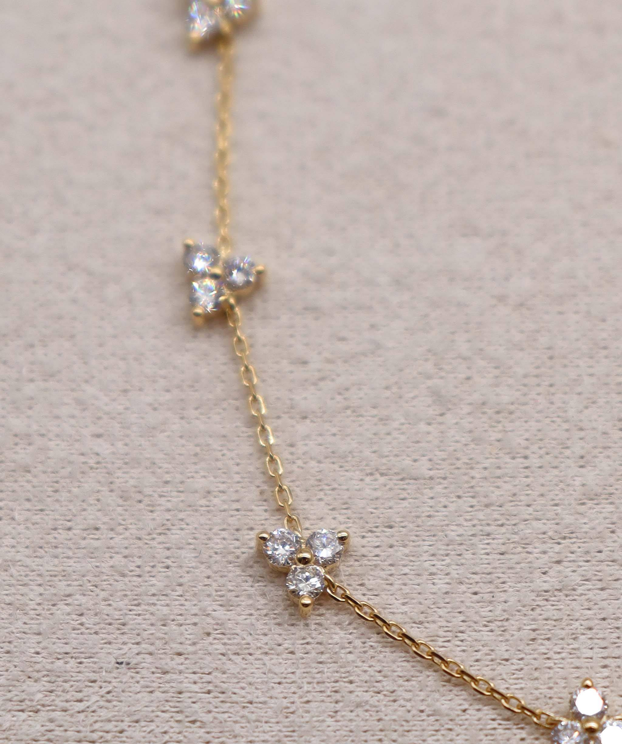 Luxury Promise Floral Chain Bracelet Constelation Britney 18k Gold ASC6880