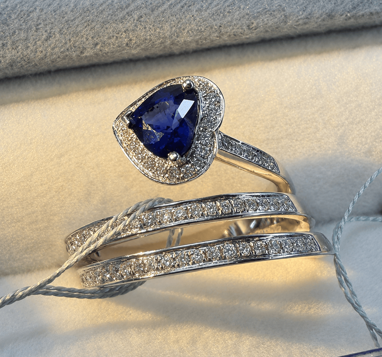 Luxury Promise Heart Sapphire Diamond Ring in K18 / S0.89ct / D0.32ct / JF0114 JJC1088