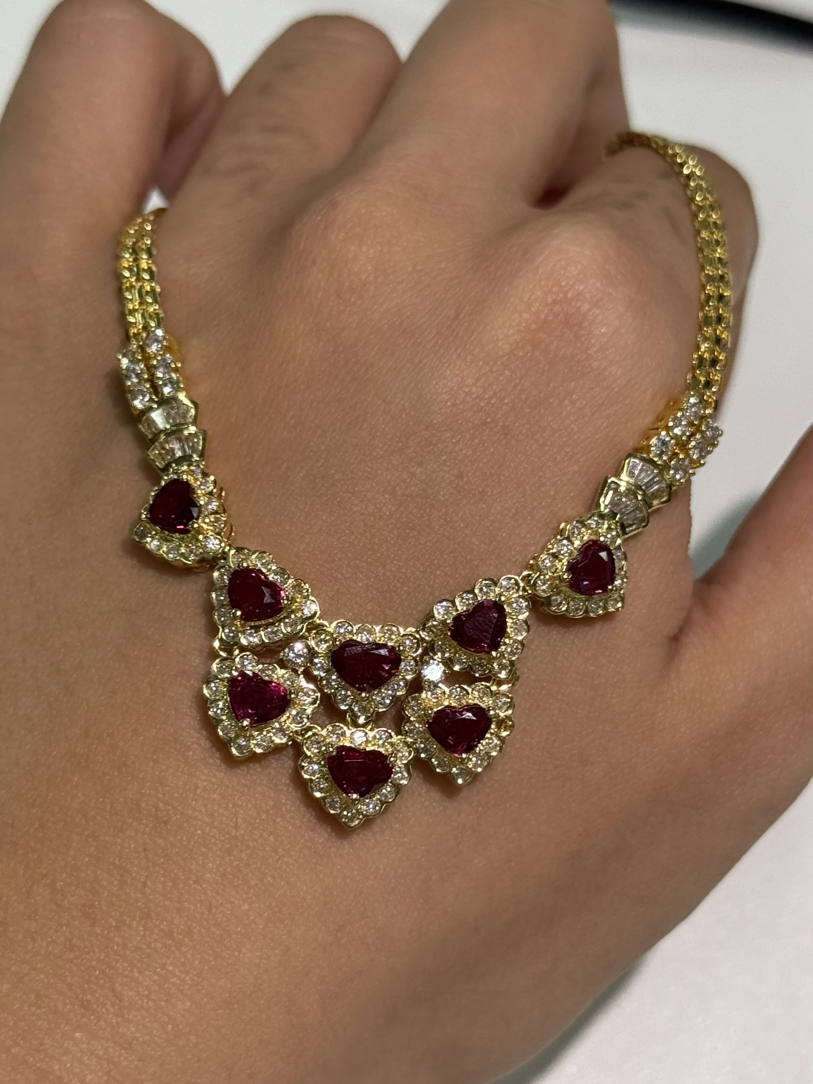 Luxury Promise Heart-Shaped Cabochon Ruby and Diamond Necklace in 18K / 23.80g, R4.21ct, D1.92ct / Size 42cm 022704 JJC0035