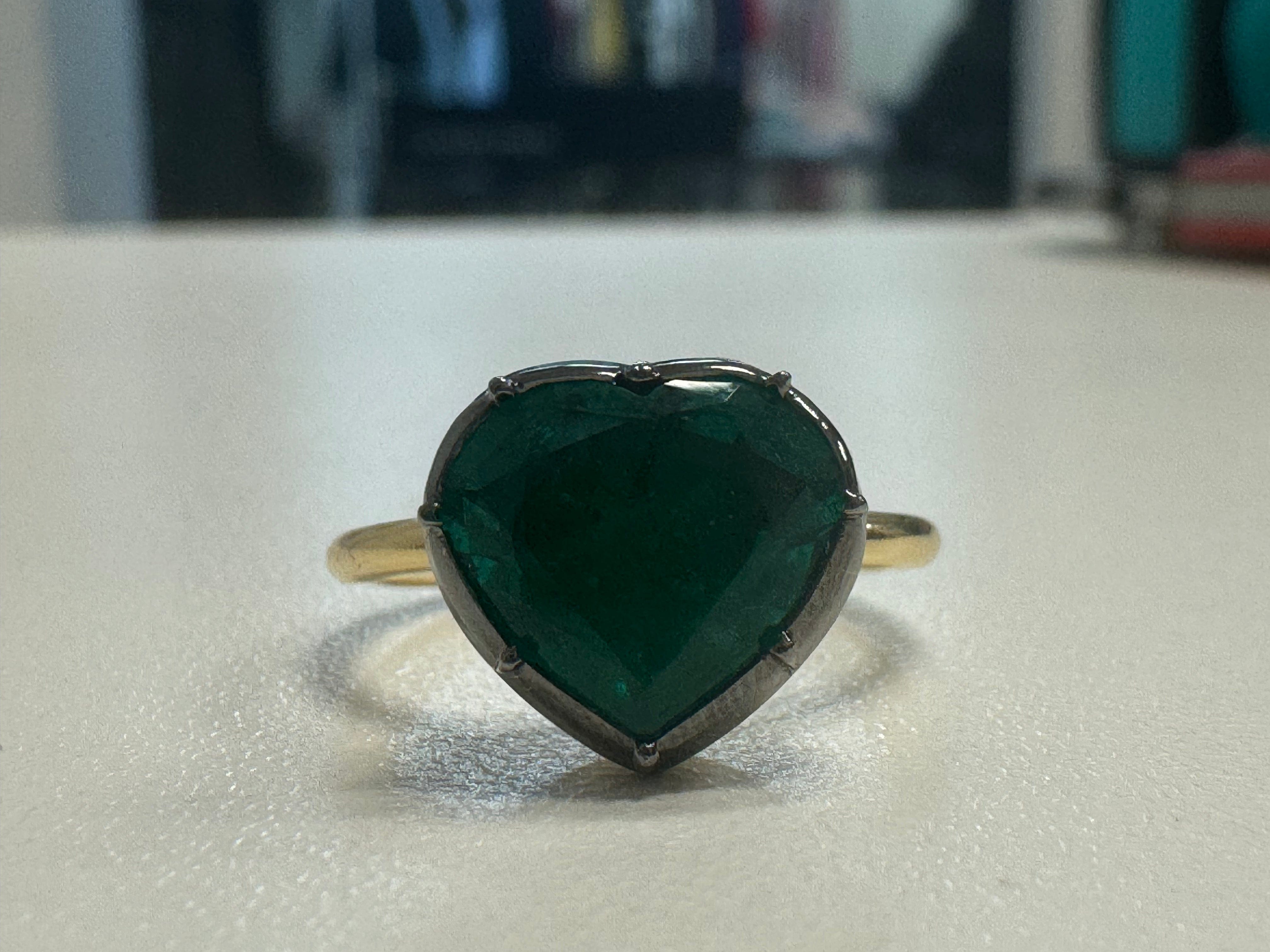 Luxury Promise Heart-shaped Zambian emerald, 2.75 carats, in a custom ring mount AHC1956