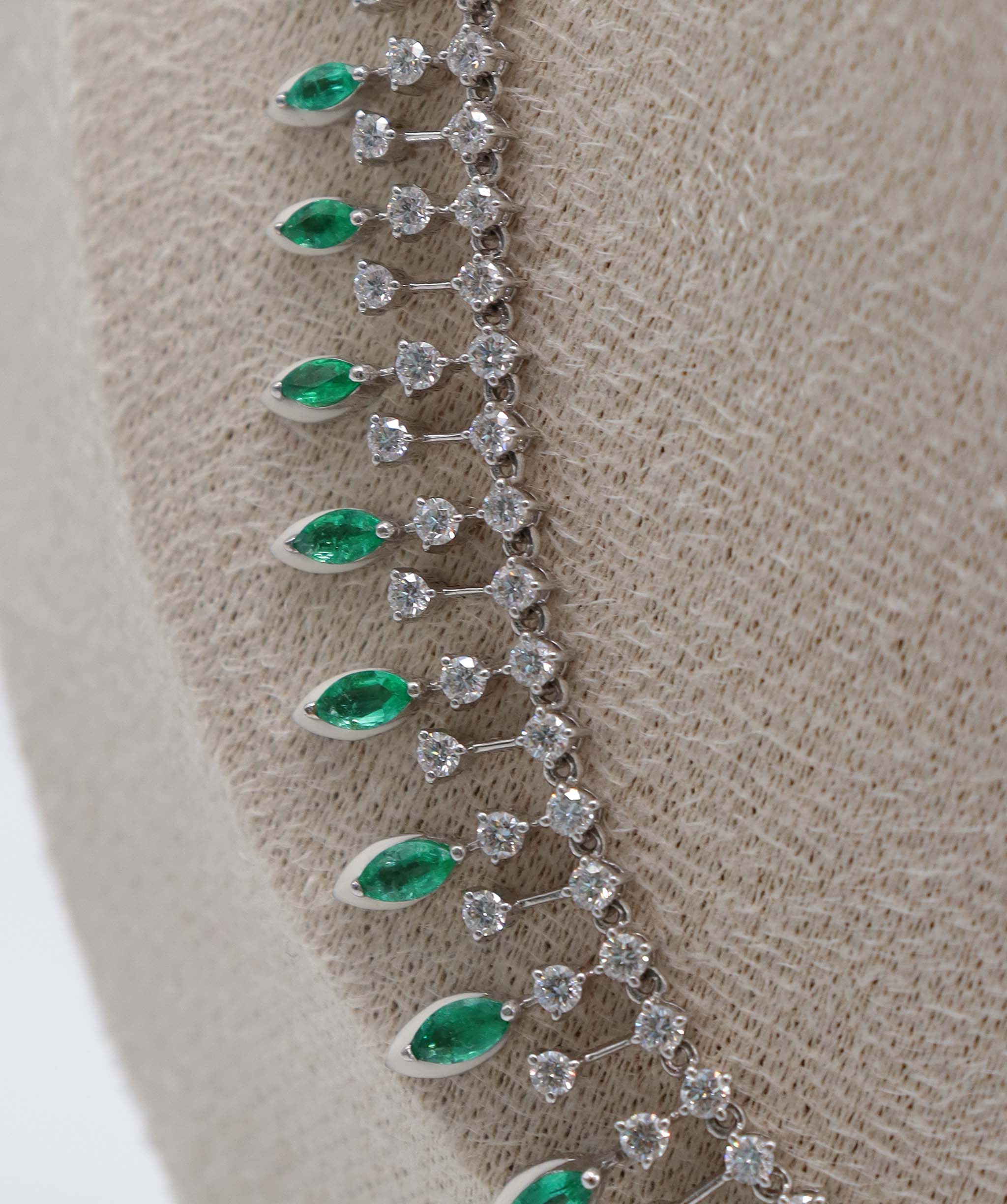 Luxury Promise KAMYEN 3.64CT ZAM MQ AND ROUND DIAMOND CHOKER Pendant P-F47G