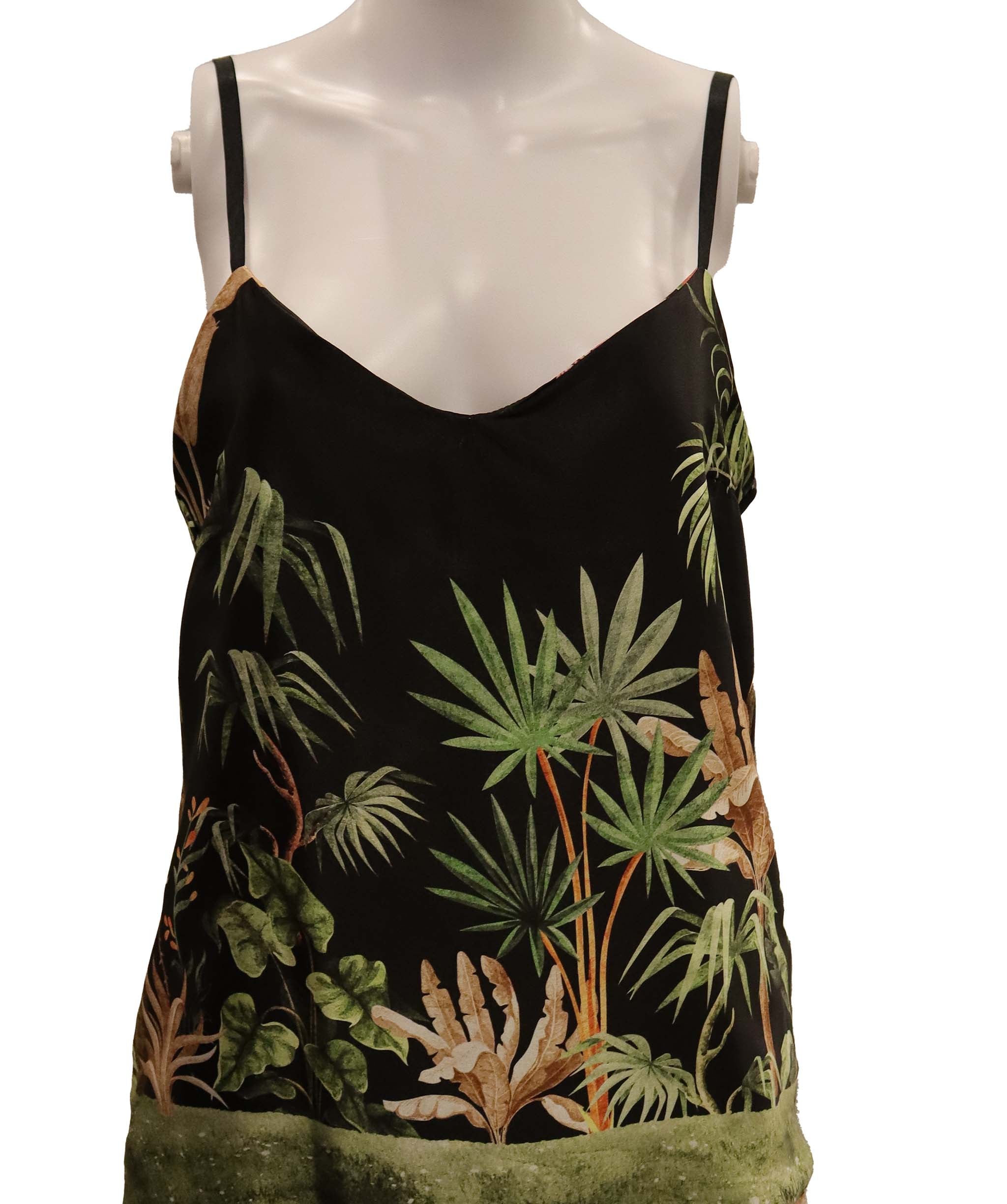Luxury Promise LUX TYLE Black Tropic Set Medium size DXBCS0738