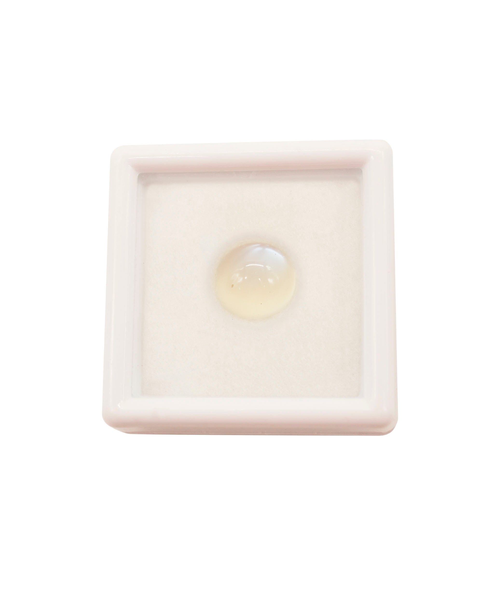 Luxury Promise Moonstone 3.8 Pearl White Cabround ALC3396