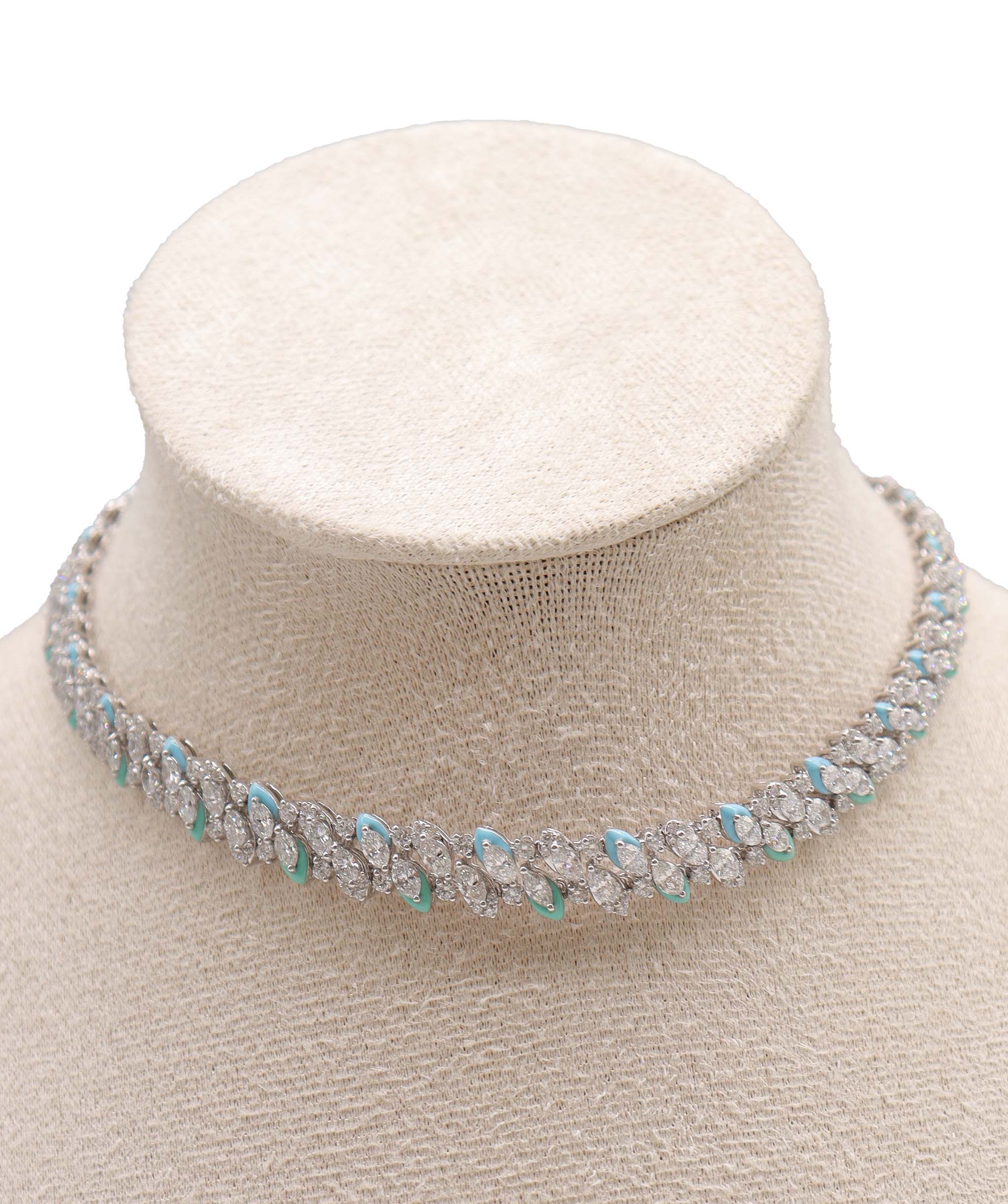 Luxury Promise Necklace gold:23.213/diamond:7.040/gross:24.621/P-E41G ASC6679