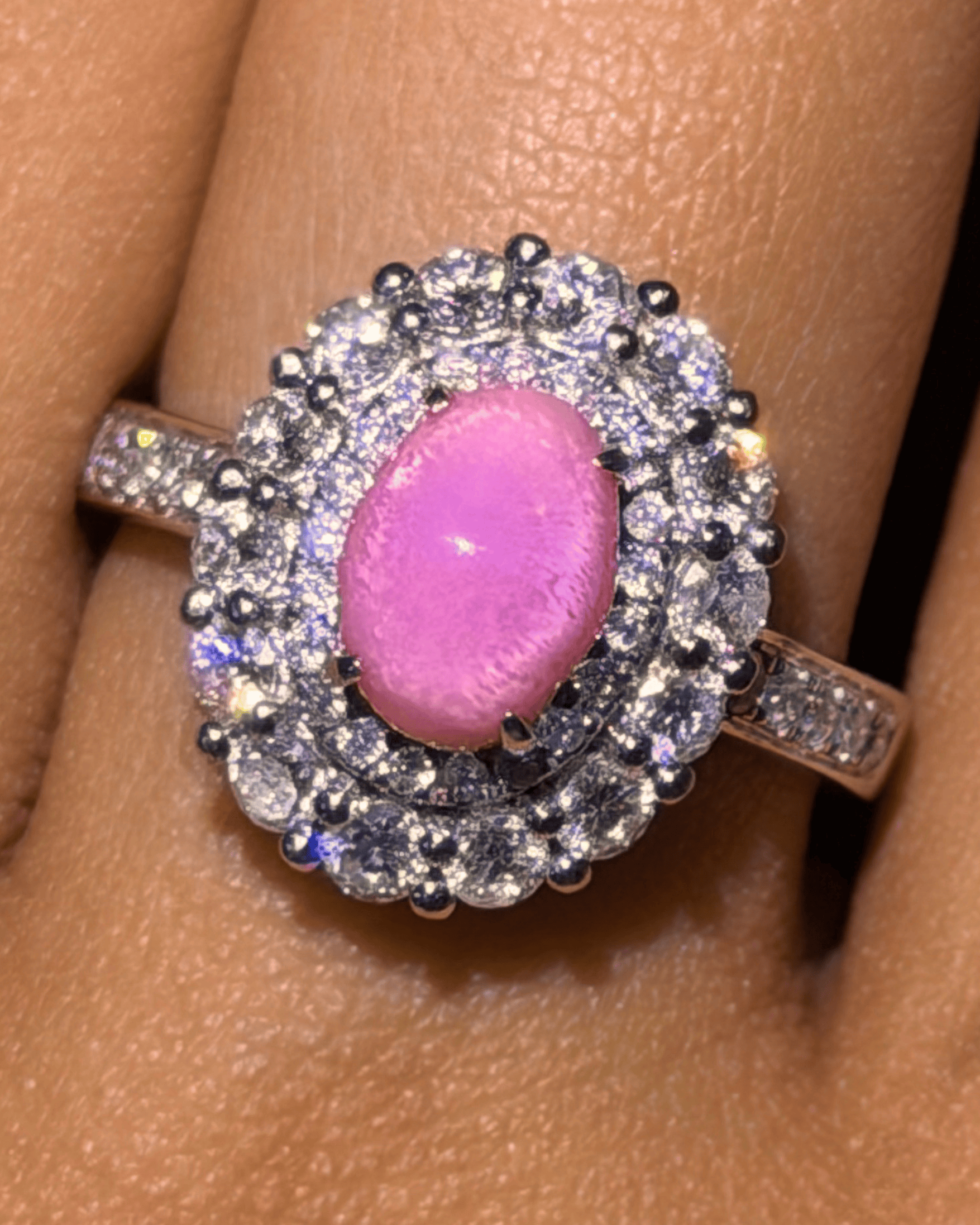 Luxury Promise Oval Conch Pearl Ring with Double Diamond Halo in 18K 6.8g, PA2.0ct, D0.886ct  41856 JJC0074