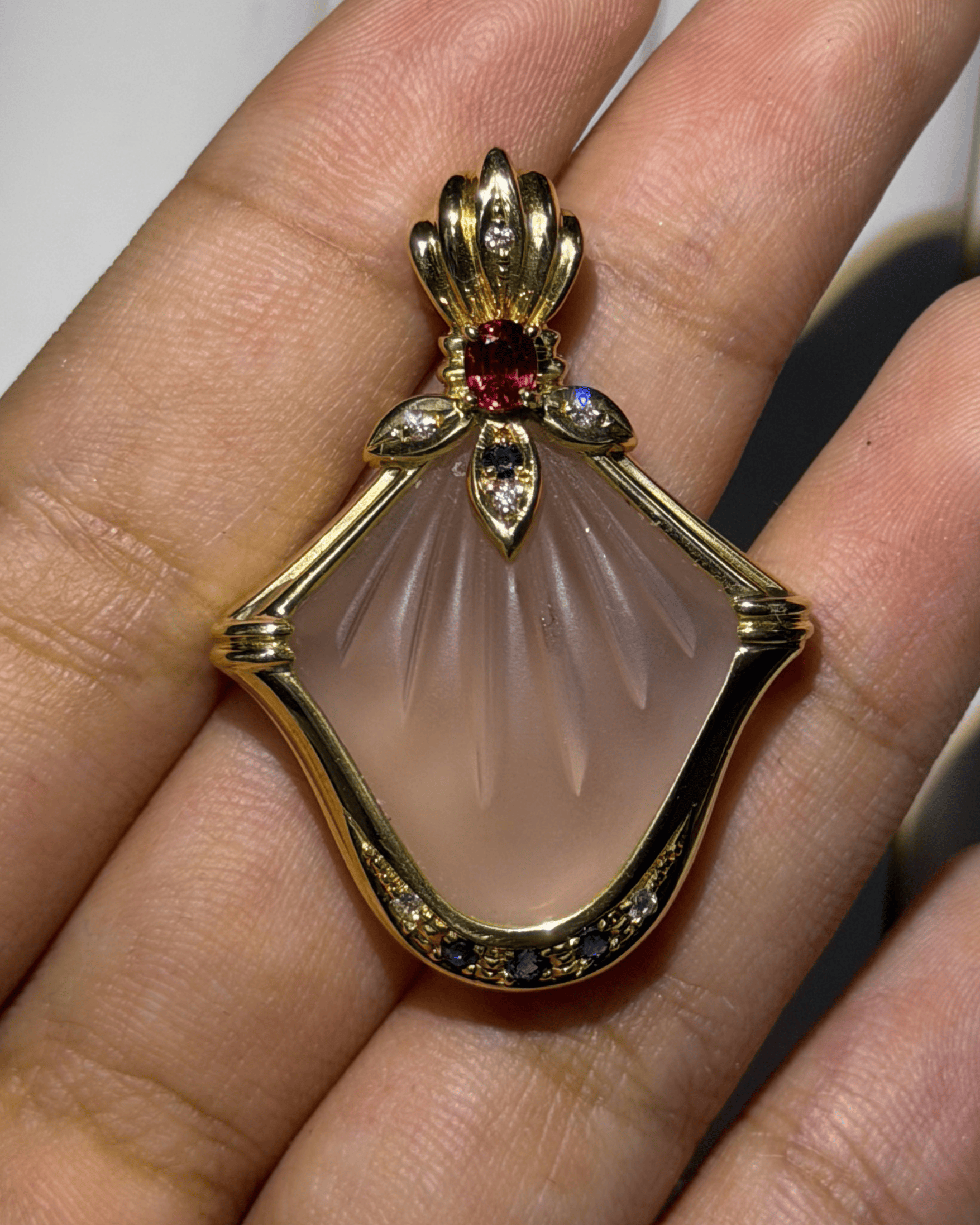 Luxury Promise Pendant in 18K / 18.7g, D0.15ct  93S5N JJC0087