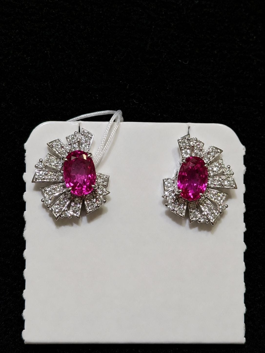Luxury Promise Pink Sapphire Diamond Earrings in PT900 / PS 2.46 / d 0.49 7092 JJC0751