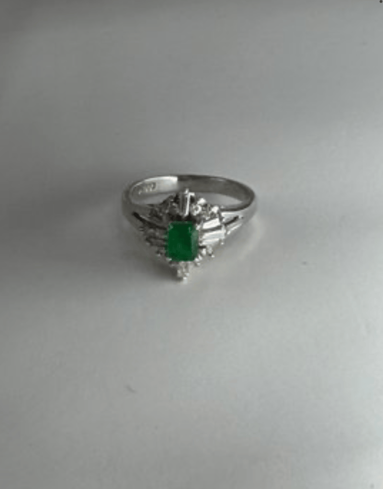 Luxury Promise plt sz 5.75 6g eme-0.5ct 0.49ctd ring  AFI042