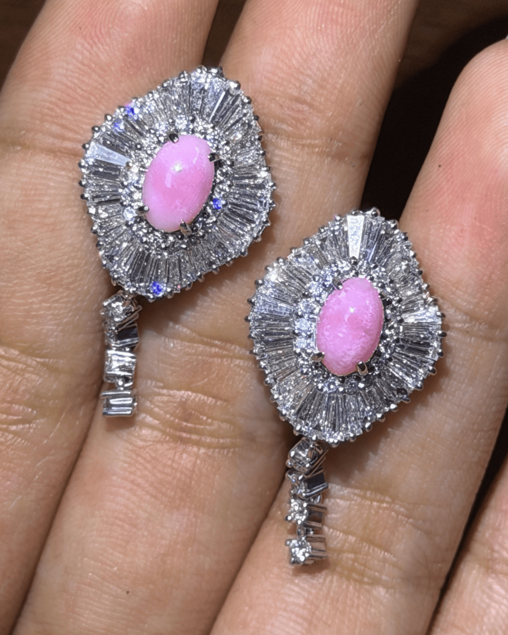 Luxury Promise Remake to ring- Oval Conch Pearl Earrings with Diamond Ballerina Setting in PT900/ 9g, CP1.39ct + 1.23ct, D1.5414ct  8045N JJC0099