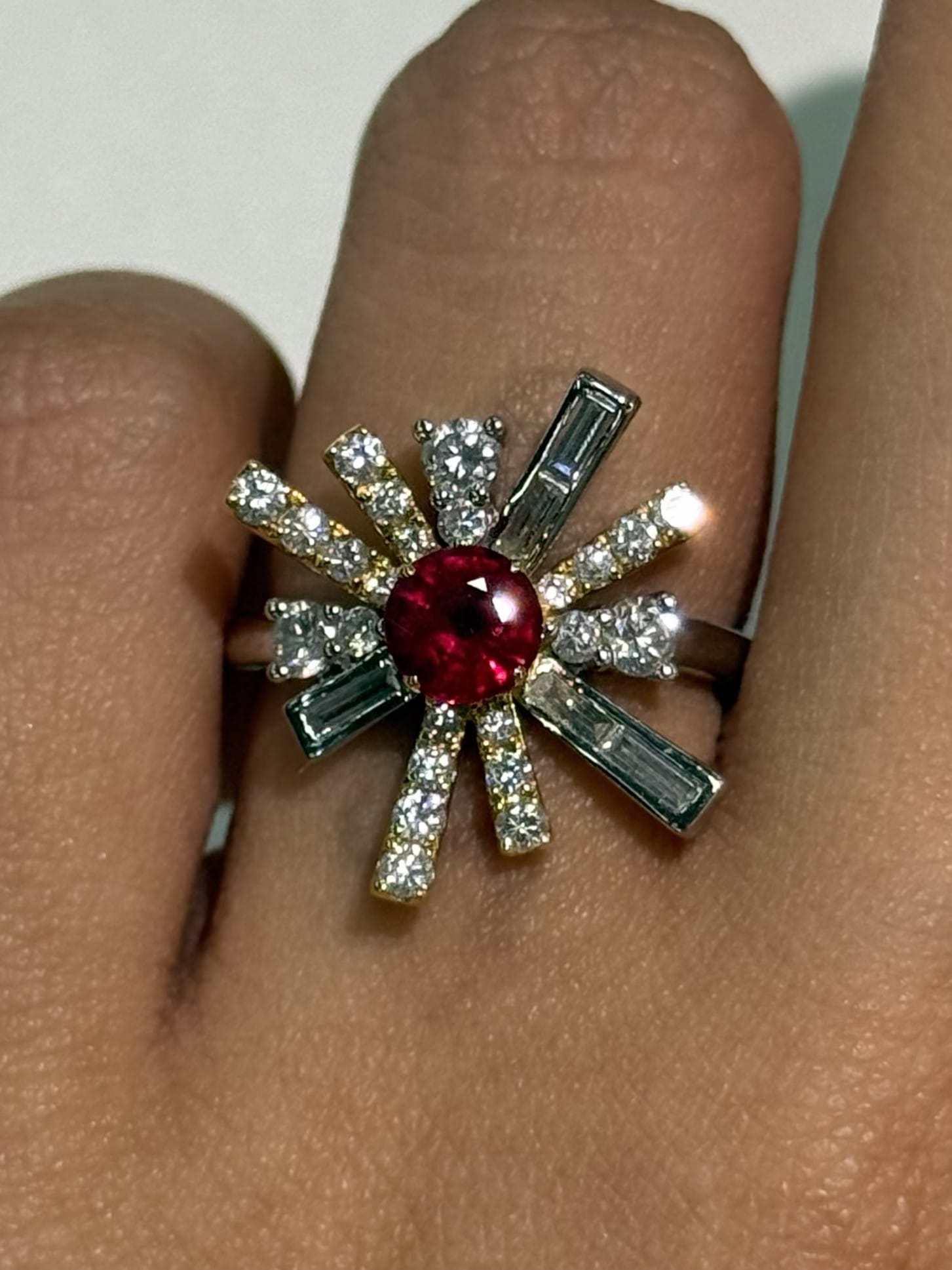 Luxury Promise Ruby Burma GIA Sunburst Ring in 18K & PT900 / 6.00g, R0.71ct, D0.92ct / Size 6 US 023503 JJC0012