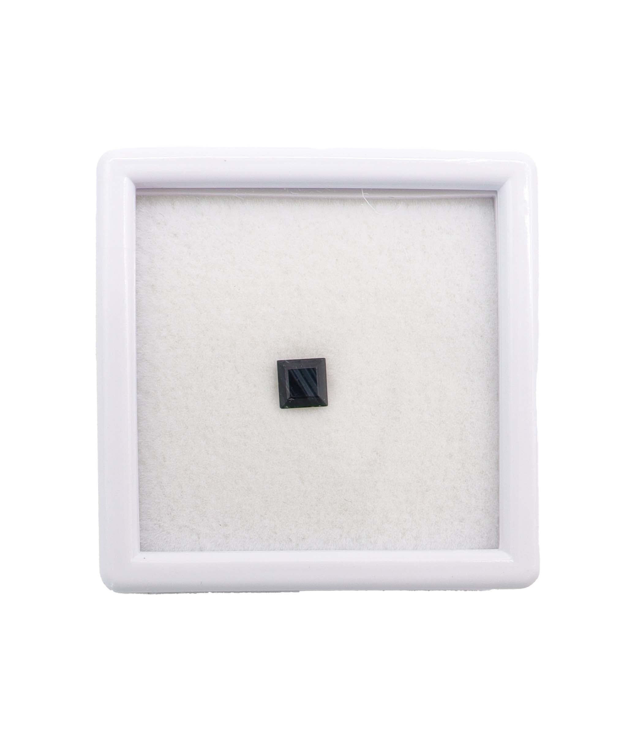 Luxury Promise SQUARE BLUE SAPPHIRE 0.65ct DXBN0257