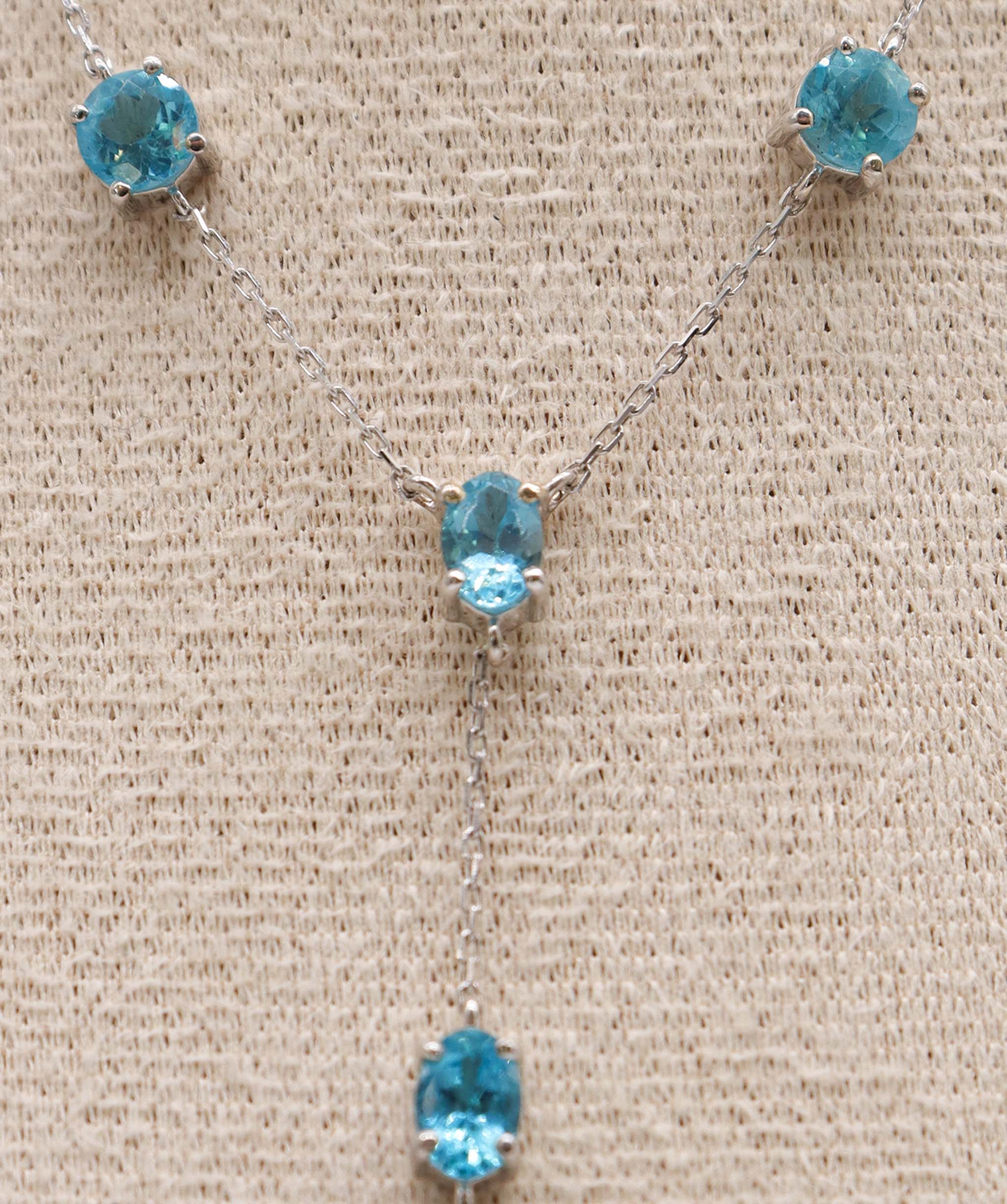 Luxury Promise The effortless slim line 3.28carat  Apatite Lariat WG Necklace DXBS5640