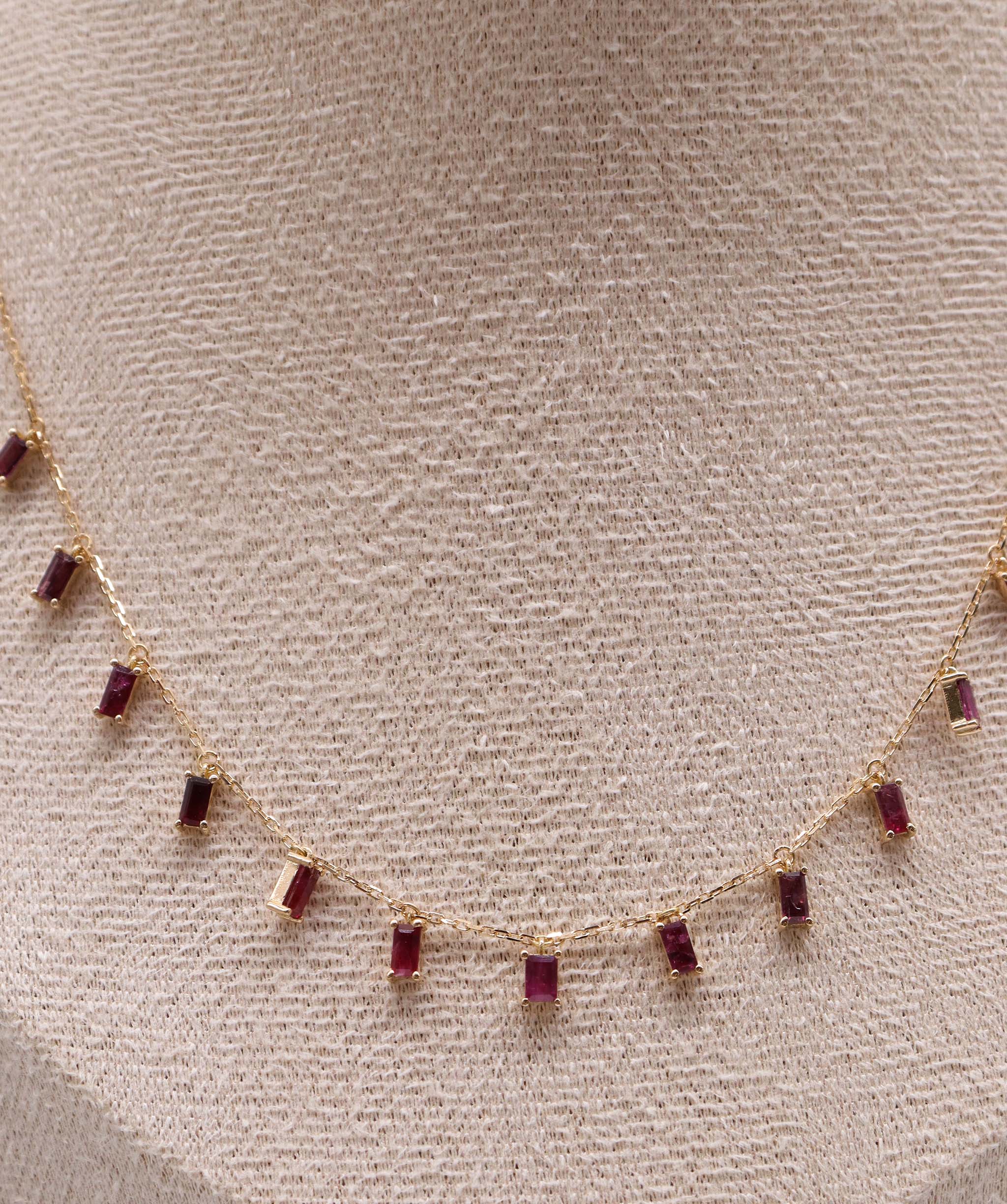 Luxury Promise The ruby flame 2.21ct Ruby Baguette Drop YG Necklace DXBS5624