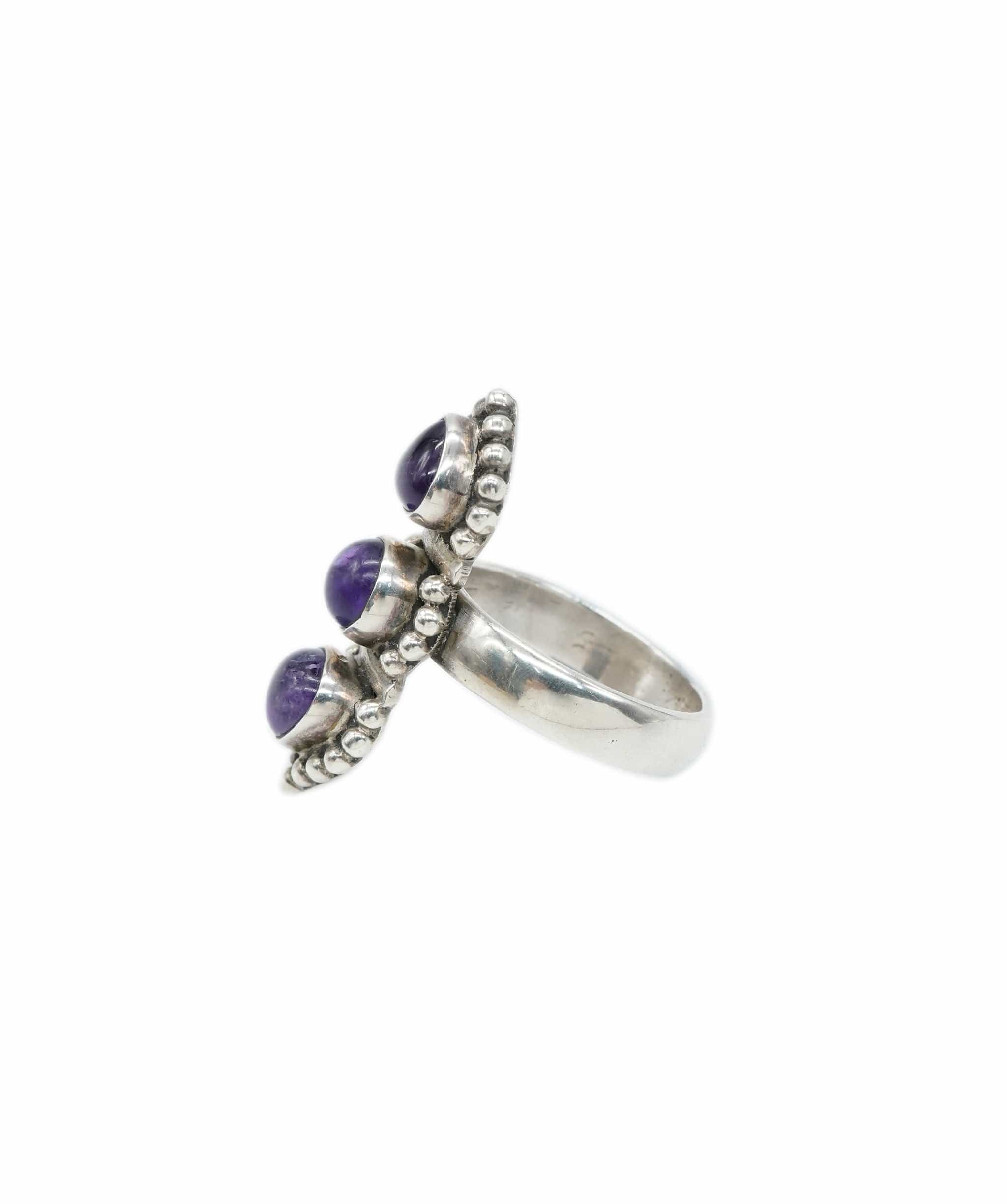 Luxury Promise Three stone amethyst ring
