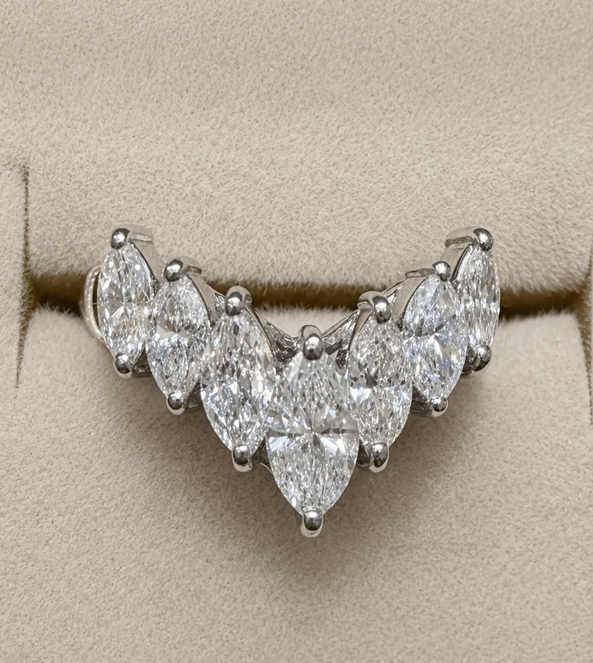 Luxury Promise V-shaped Diamond Ring in Pt900 / d 1.06ct 6670 JJC0794