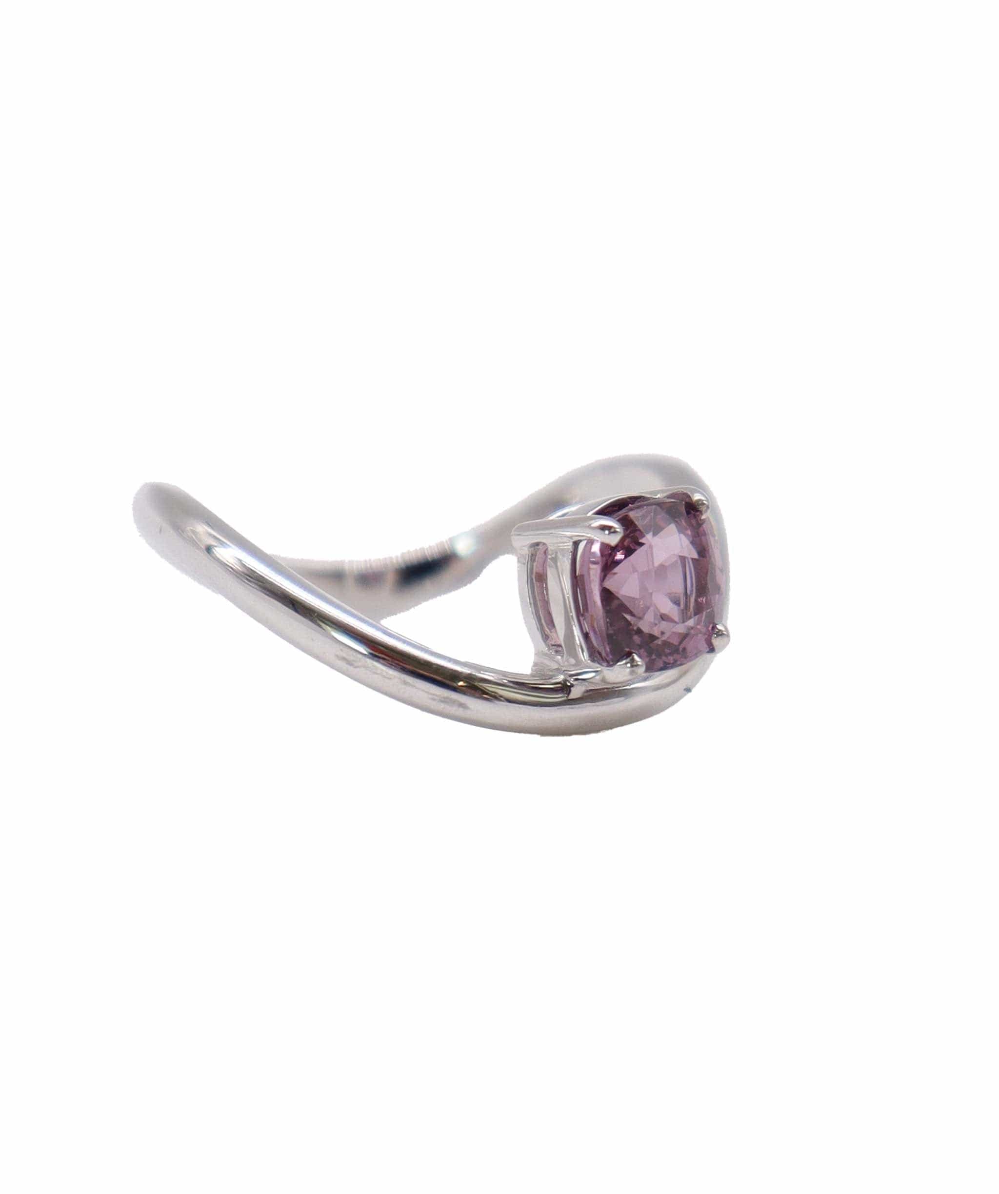 Luxury Promise wave wg ring 1.42cts spinel us8 DXBD0432