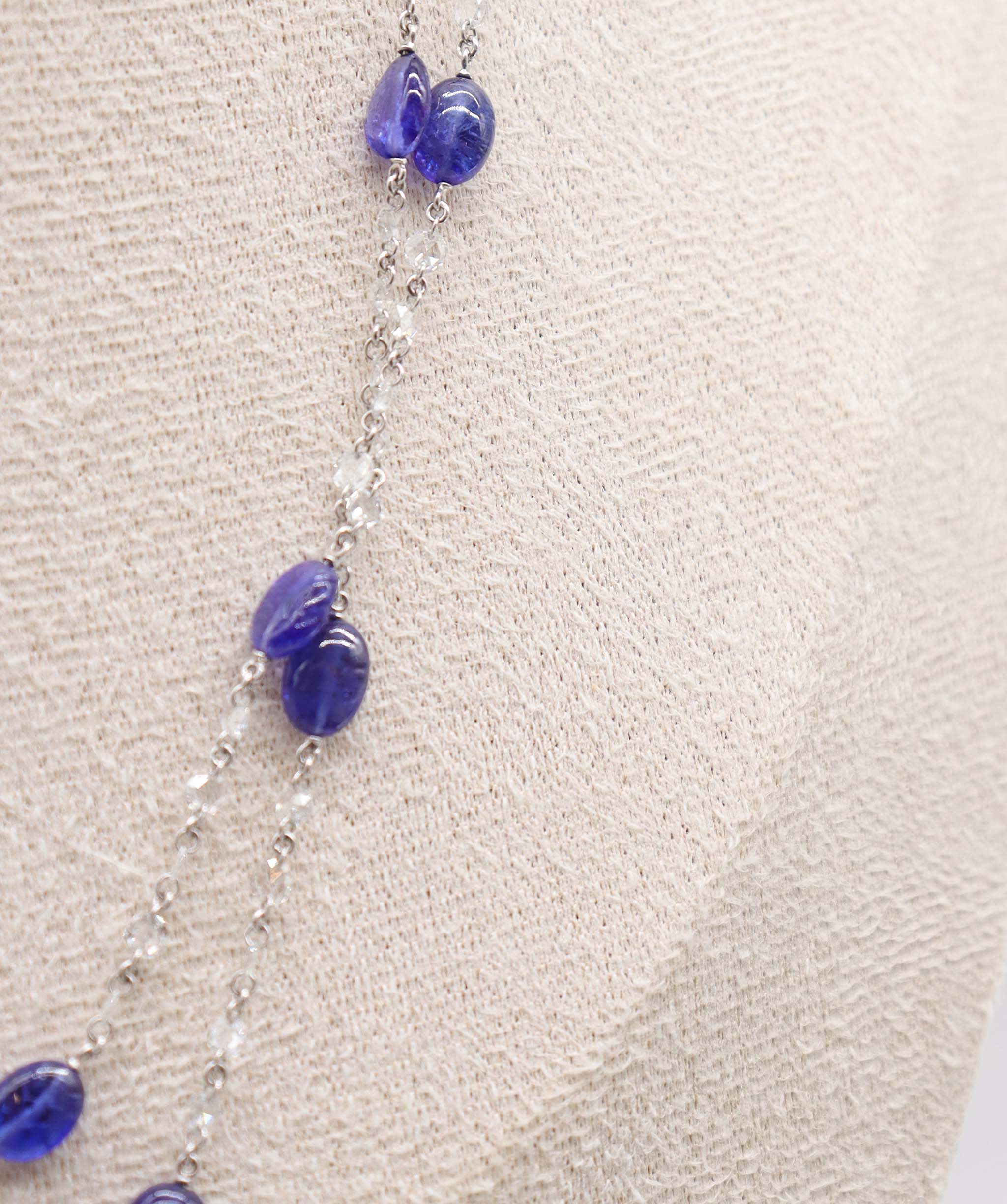 Luxury Promise White Rosecut BLUE SAPPHIRE LONG BDS(H)TW:34.77 GOLD:3.75G  C8947