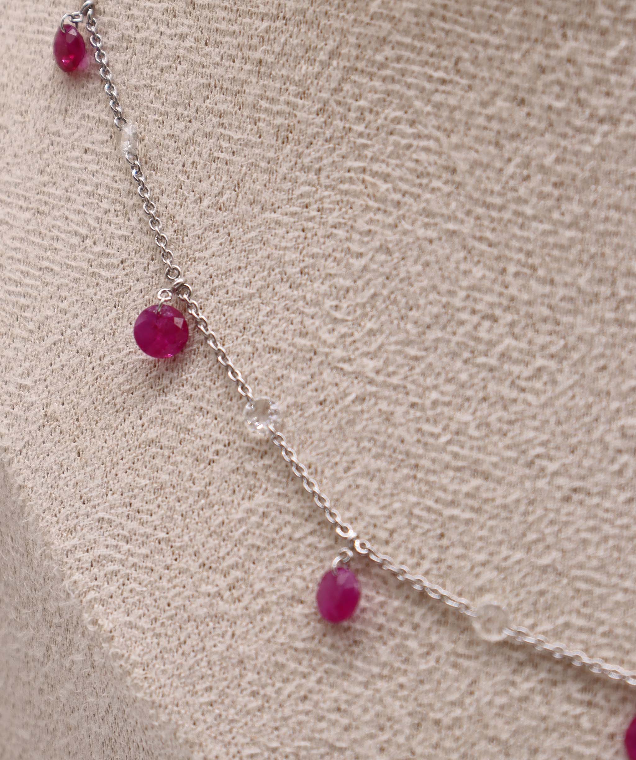 LUXURY PROMISE WHITE ROSECUT RUBY ROUND OS(M-H) NECKLACE TW:3.91CT GOLD:2.61G C6250