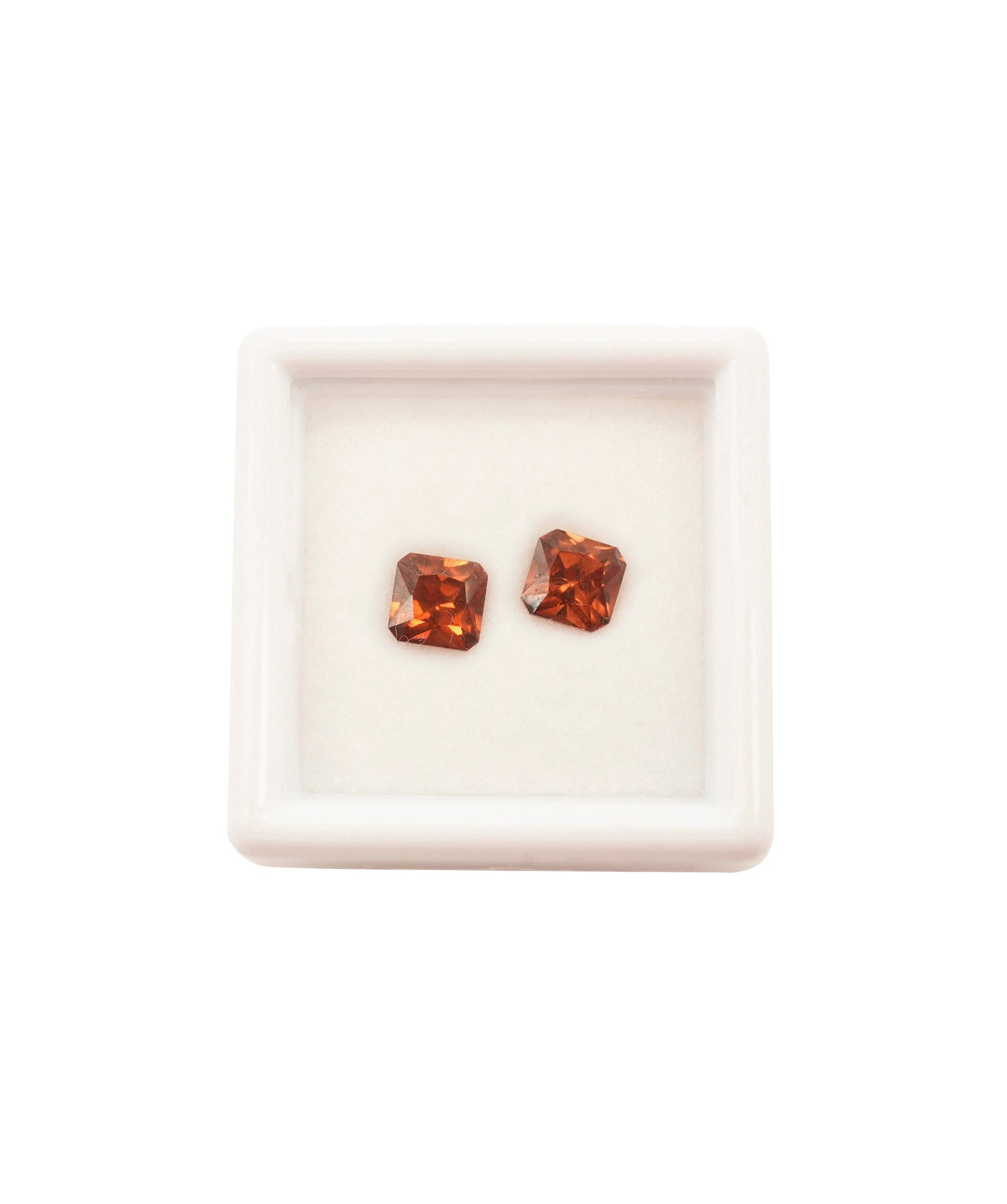 Luxury Promise Zircon Pair 3.16 Pink Red Assher ALC3466