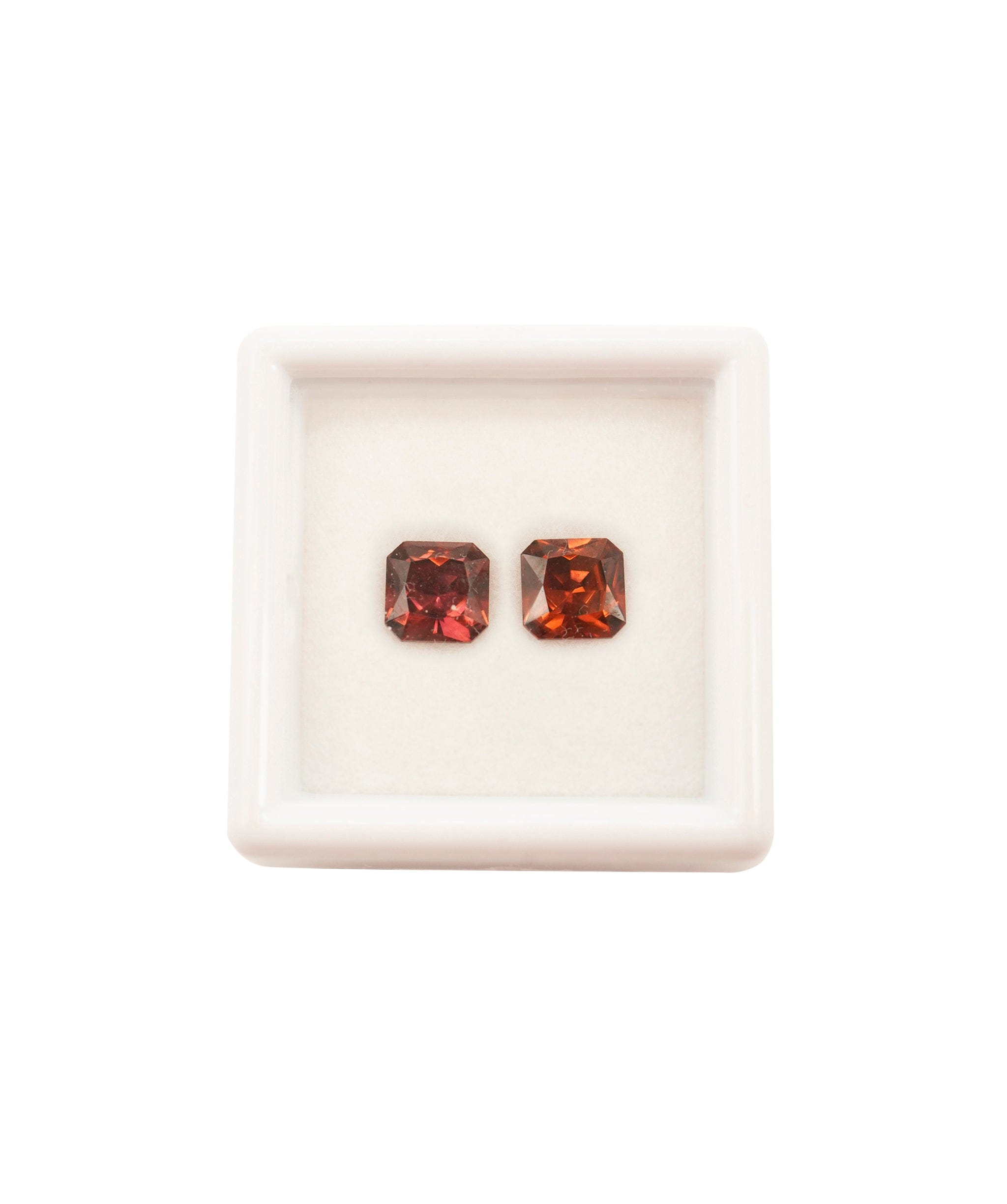 Luxury Promise Zircon Pair 4.79 Pink Red Assher ALC3463
