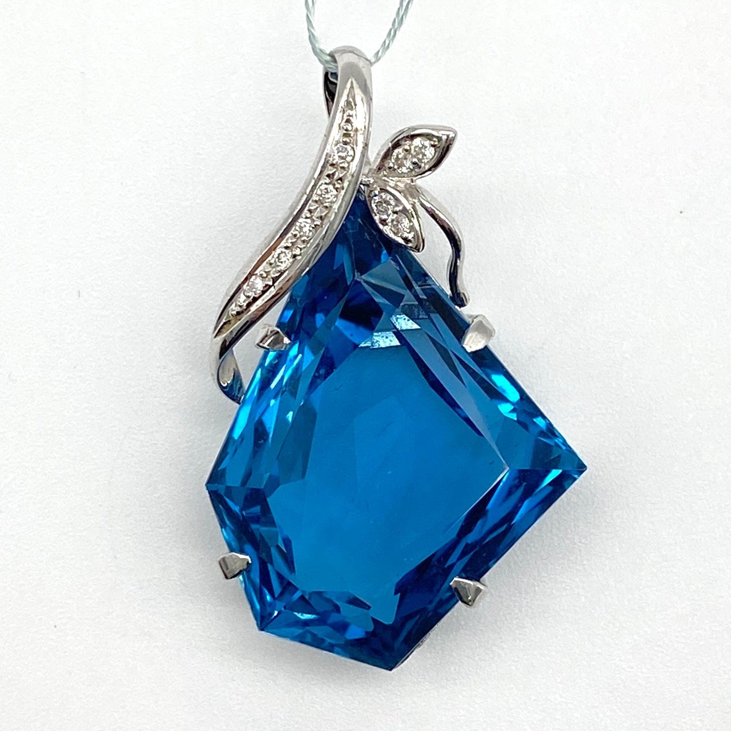 LUXURY PROMISE K18WG Blue Pearl Pen Top BTP54.63 D0.12 15.3 51794
