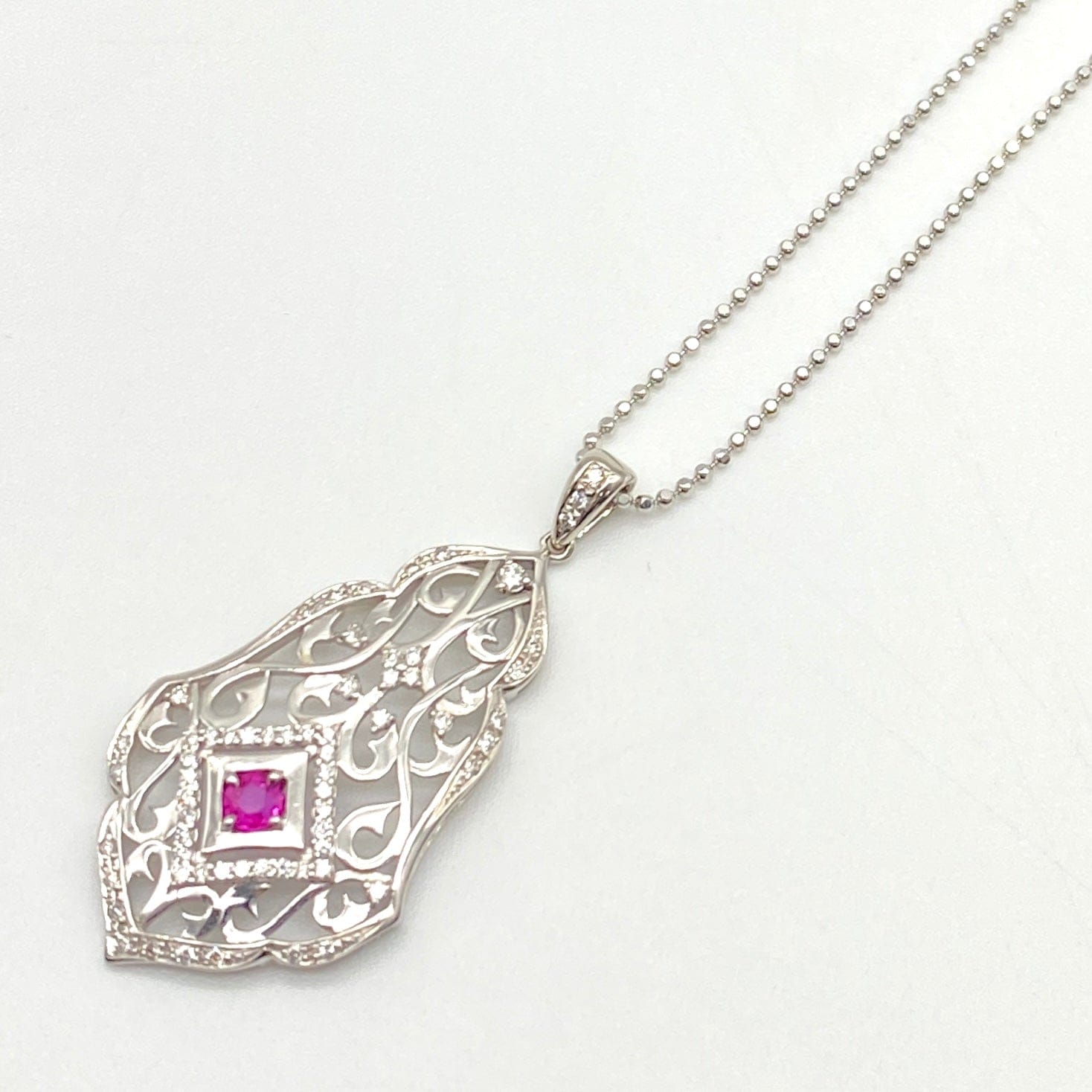LUXURY PROMISE K18WG Ruby Pen Necklace R0.18 D0.37 7.4 51807
