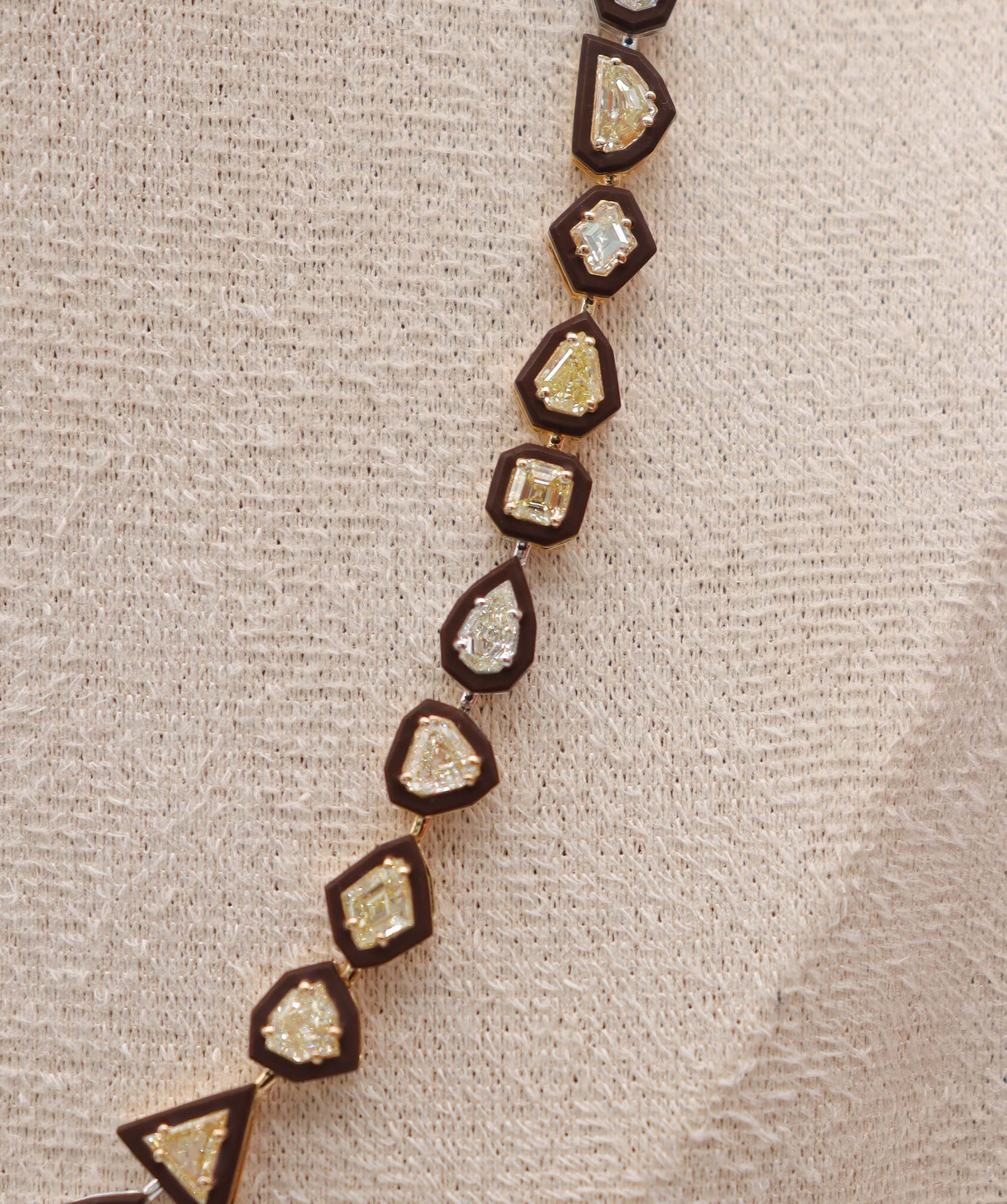 Luxury Promise KAMYEN 11.22ct DIAMOND 20.17ct GOLD NECKLACE NK-C97H