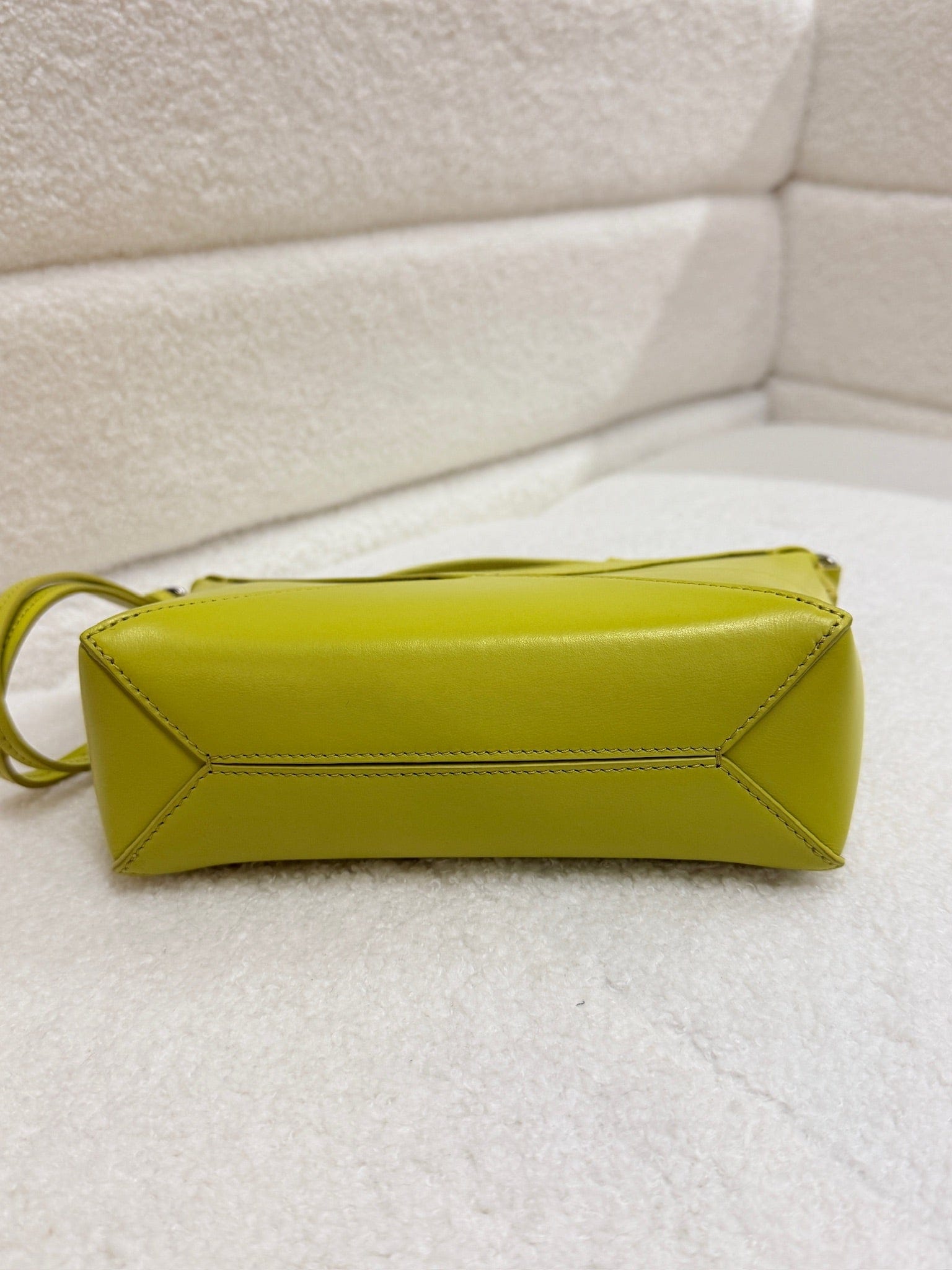 LUXURY PROMISE LOEWE Paula's Ibiza Puzzle Fold Leather Pouch - Vibrant Yellow